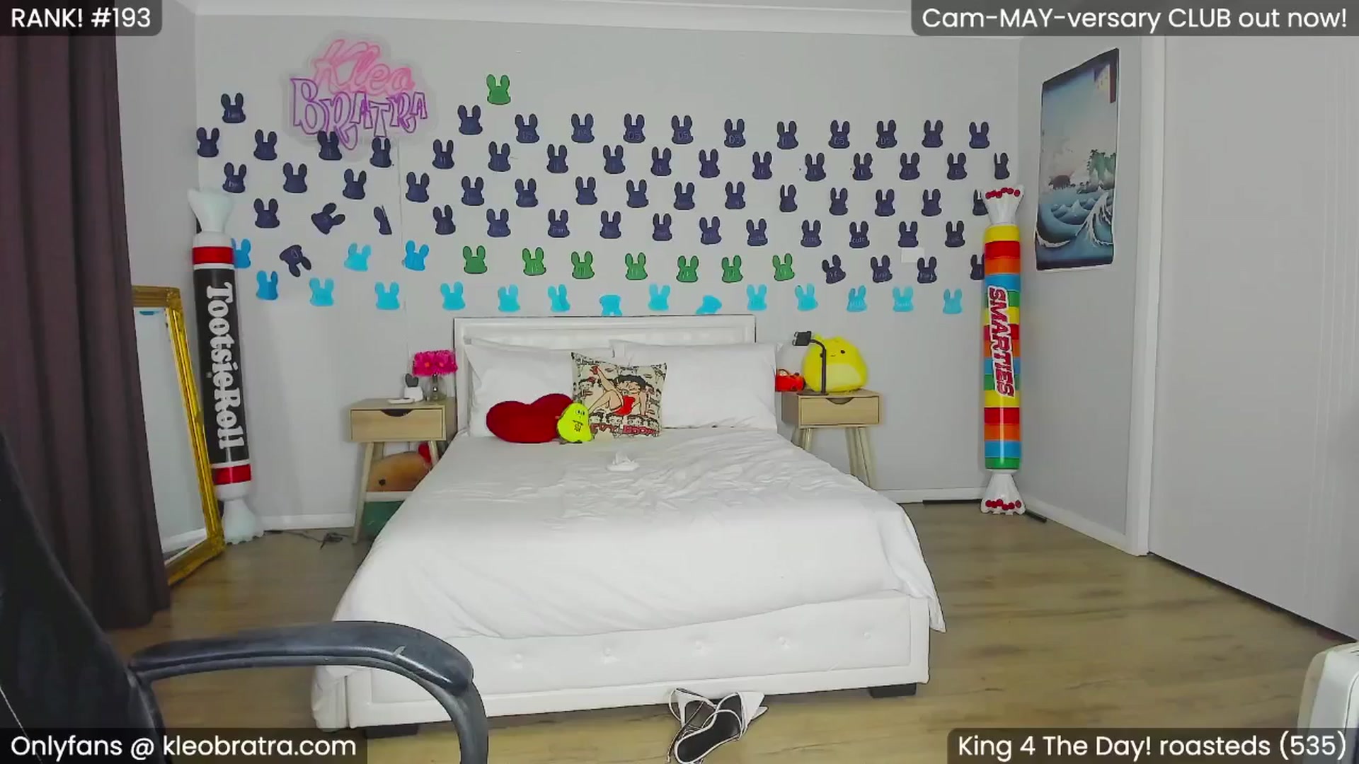 Gallery image thumbnail from KleoBratra's myfreecams stream on, 04/28/2024, 09:35 image 12 of 20