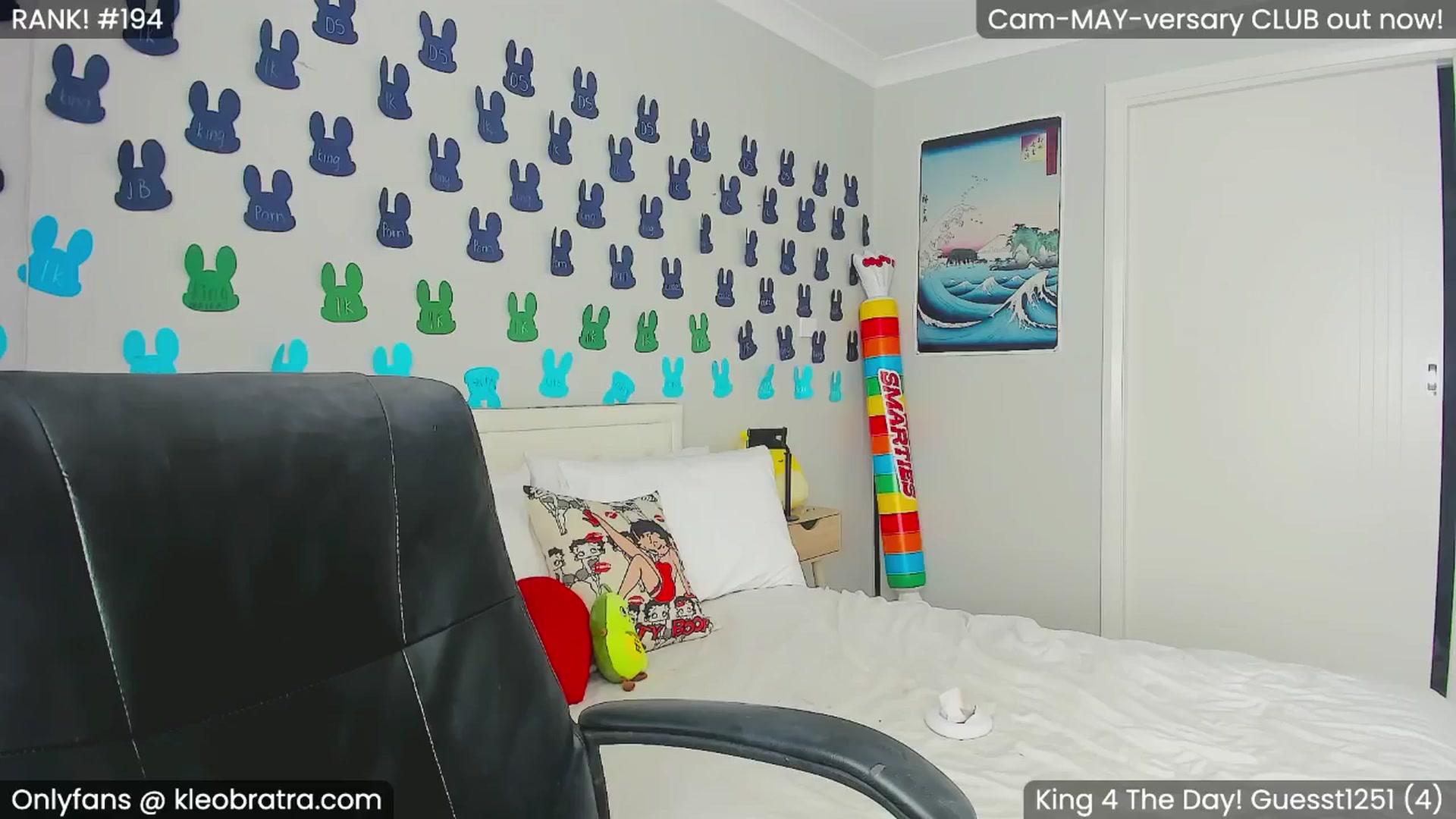 Gallery image thumbnail from KleoBratra's myfreecams stream on, 04/29/2024, 03:10 image 6 of 20
