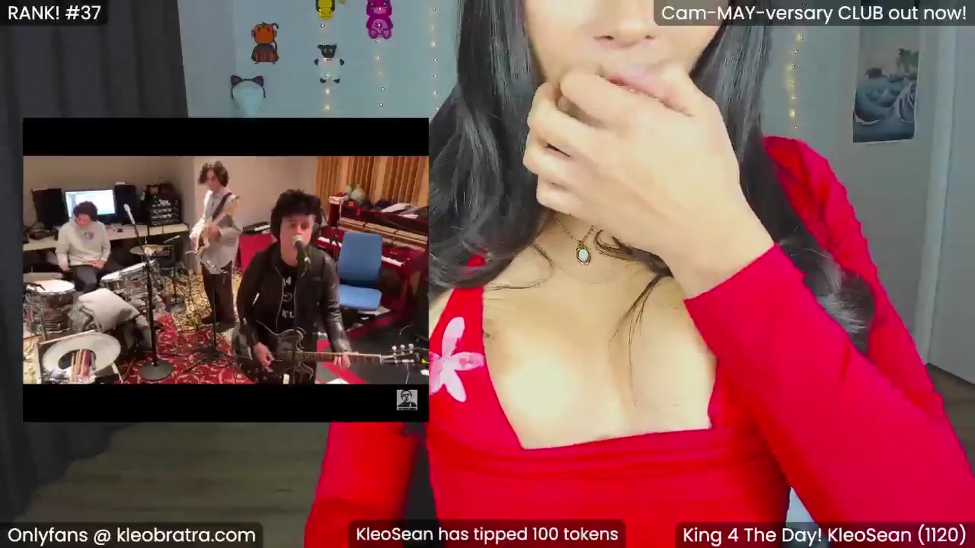 Gallery image thumbnail from KleoBratra's myfreecams stream on, 05/19/2024, 14:56 image 8 of 20