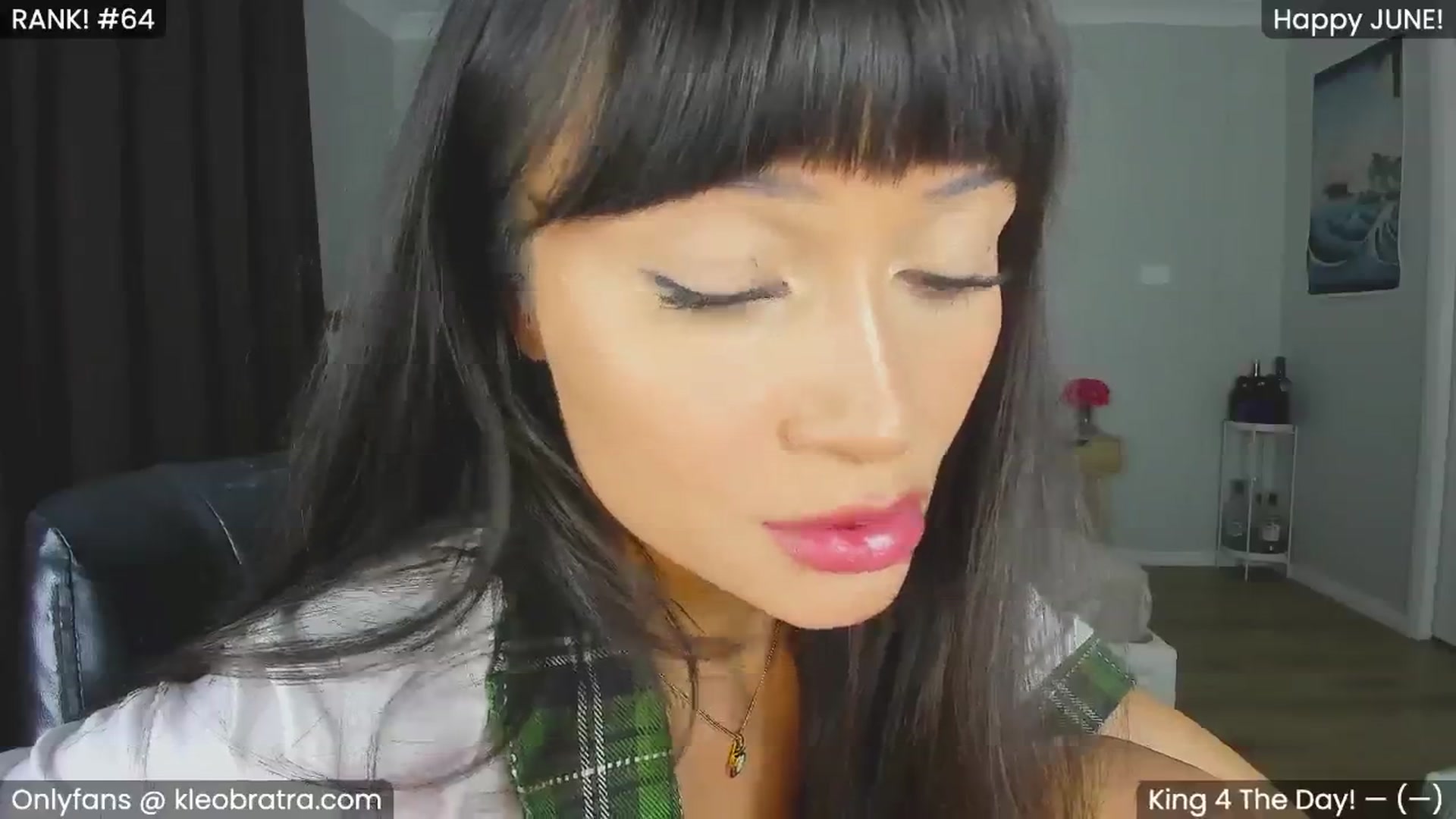 Gallery image thumbnail from KleoBratra's myfreecams stream on, 06/07/2024, 07:32 image 4 of 20