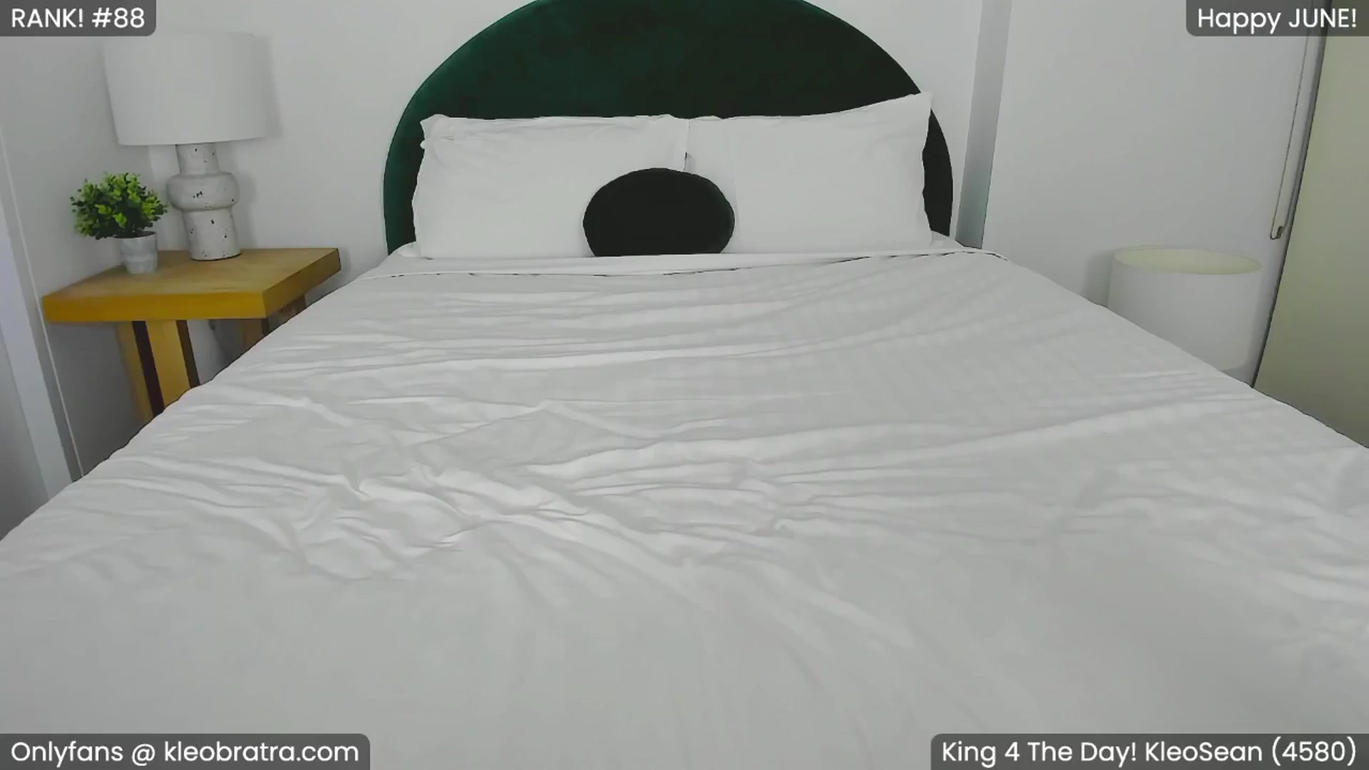 Gallery image thumbnail from KleoBratra's myfreecams stream on, 06/11/2024, 09:07 image 17 of 20