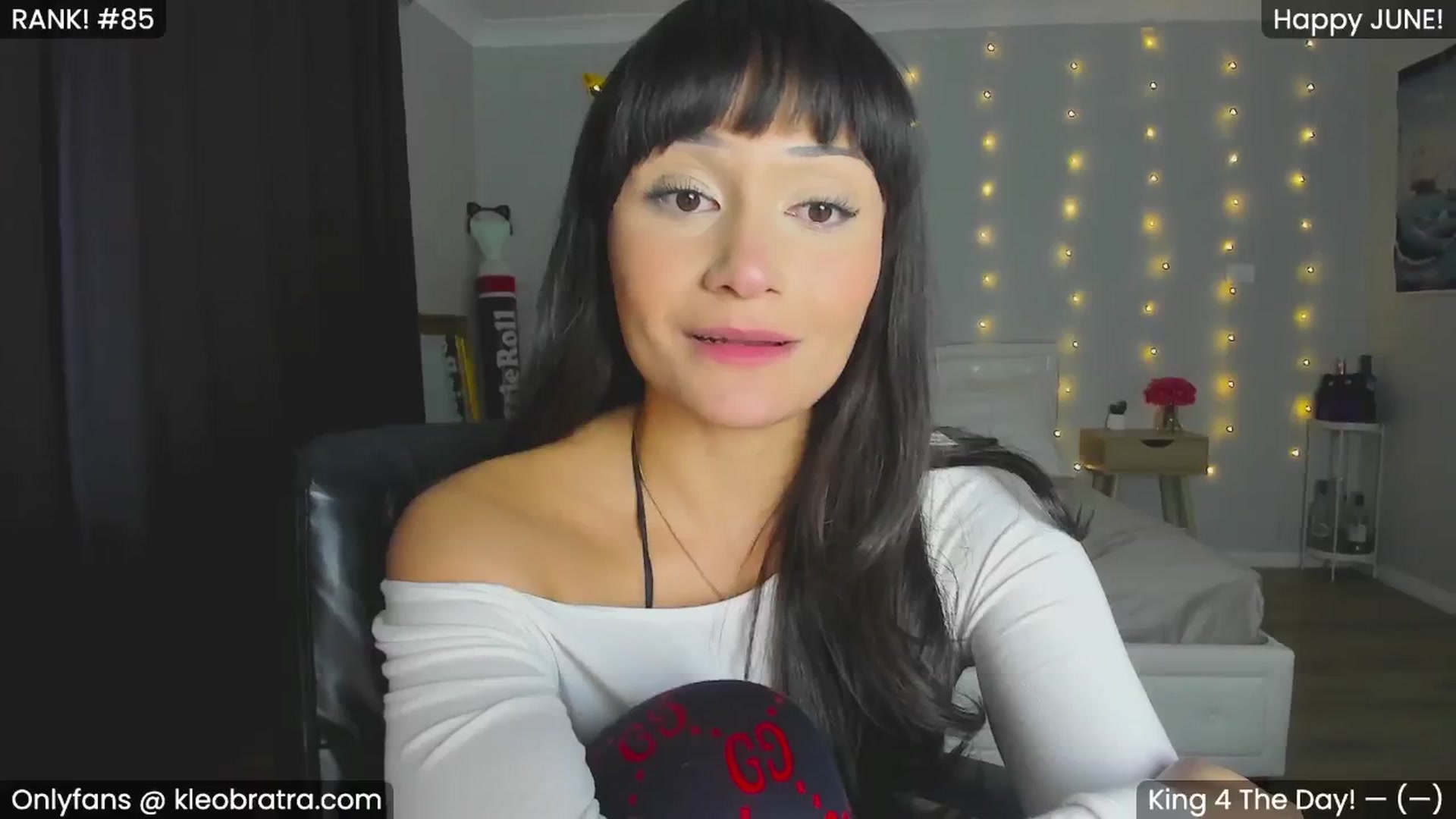 Gallery image thumbnail from KleoBratra's myfreecams stream on, 06/13/2024, 09:50 image 8 of 20