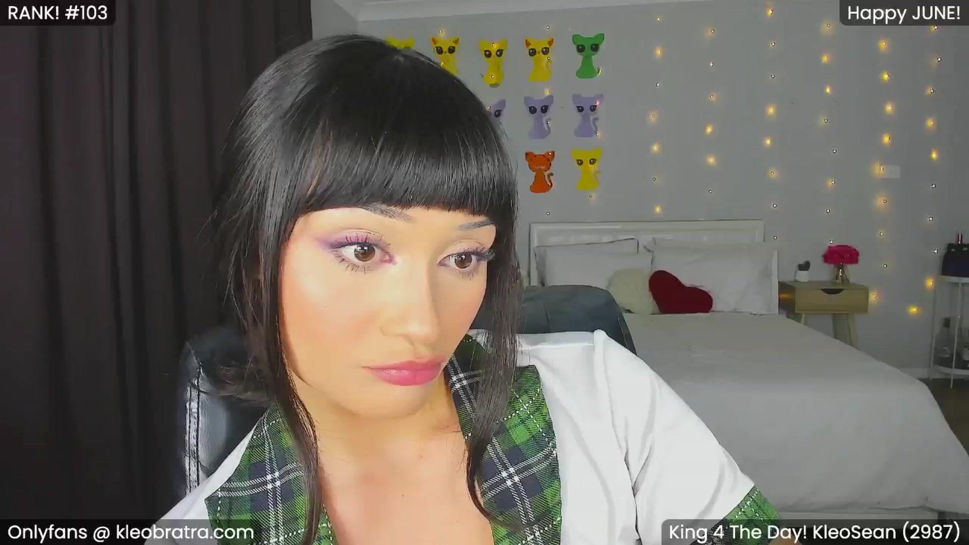 Gallery image thumbnail from KleoBratra's myfreecams stream on, 06/17/2024, 09:29 image 10 of 20