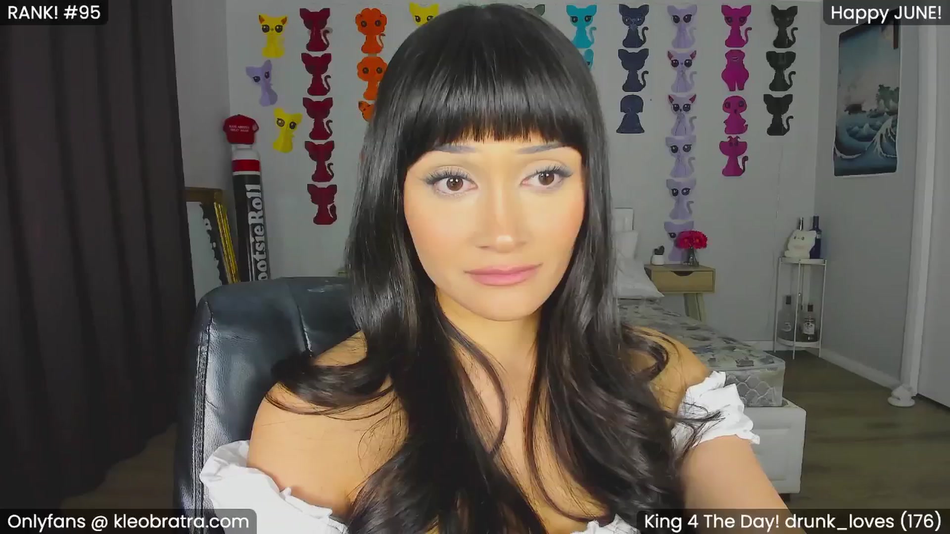 Gallery image thumbnail from KleoBratra's myfreecams stream on, 06/24/2024, 15:40 image 16 of 20