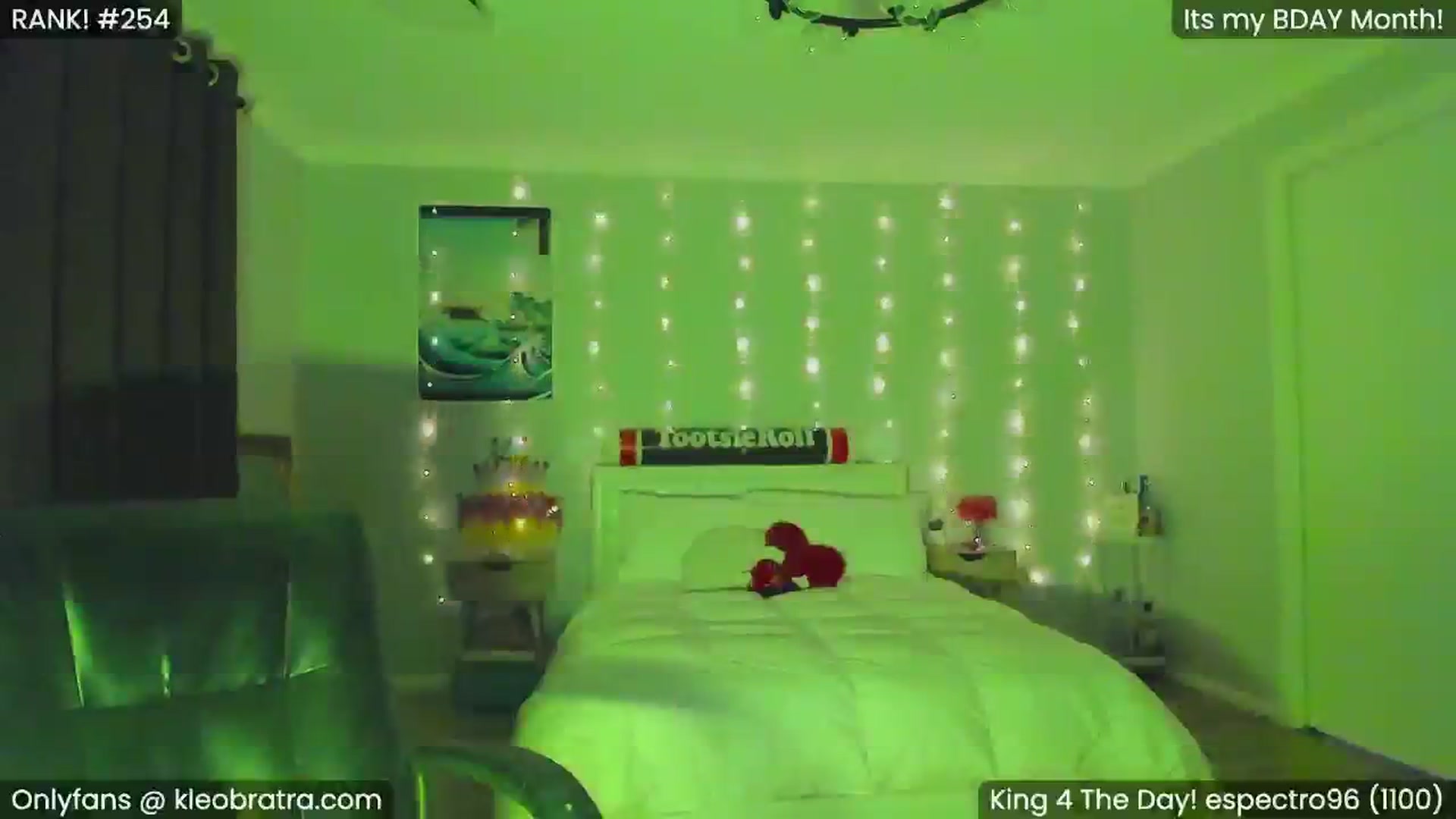Gallery image thumbnail from KleoBratra's myfreecams stream on, 07/03/2024, 10:56 image 10 of 20