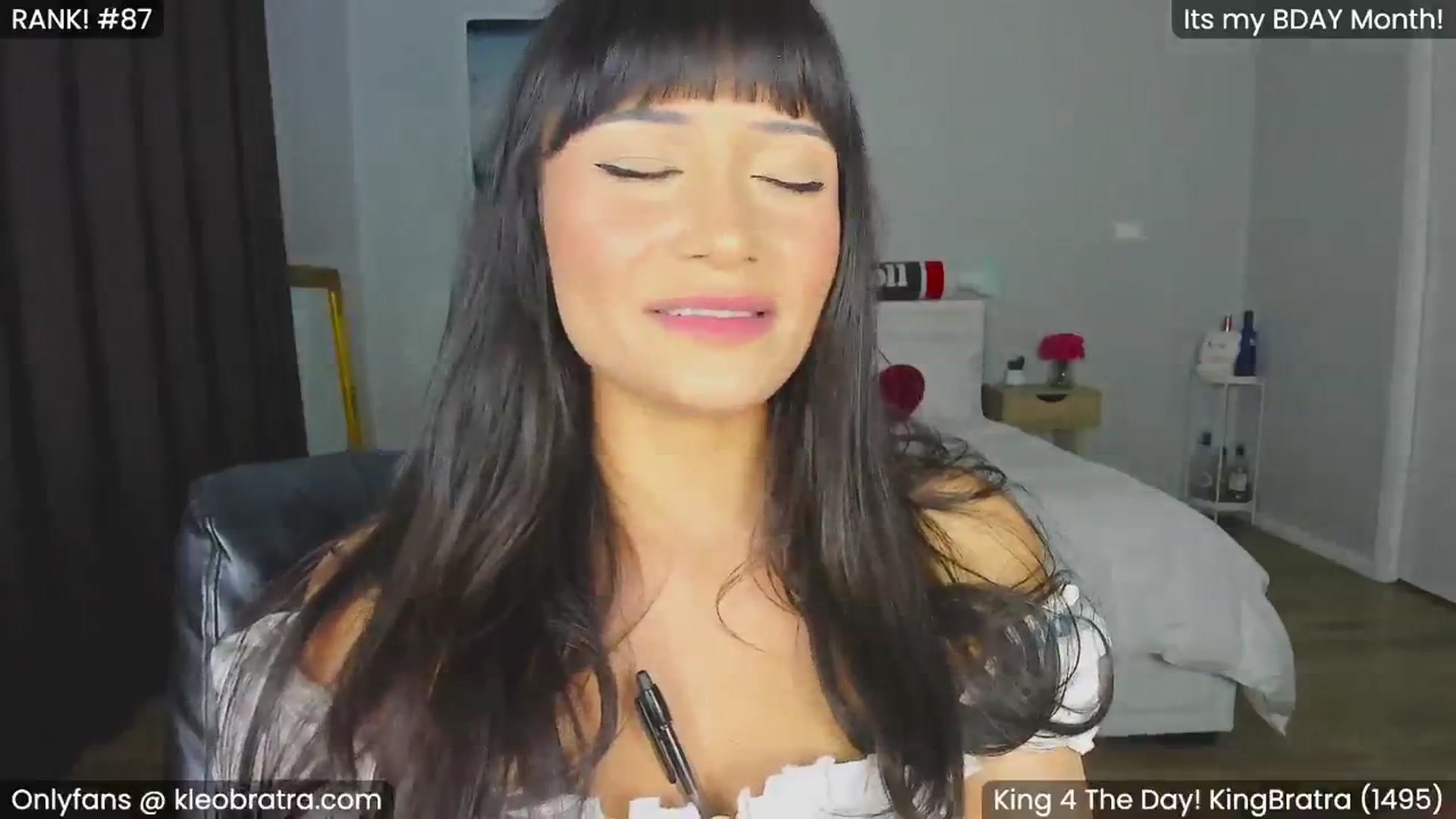 Gallery image thumbnail from KleoBratra's myfreecams stream on, 07/07/2024, 09:12 image 15 of 20