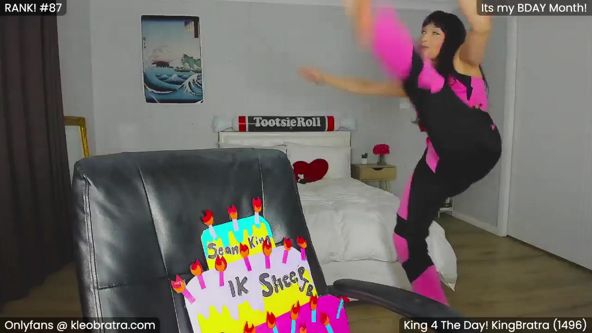 Gallery image thumbnail from KleoBratra's myfreecams stream on, 07/07/2024, 12:32 image 12 of 20