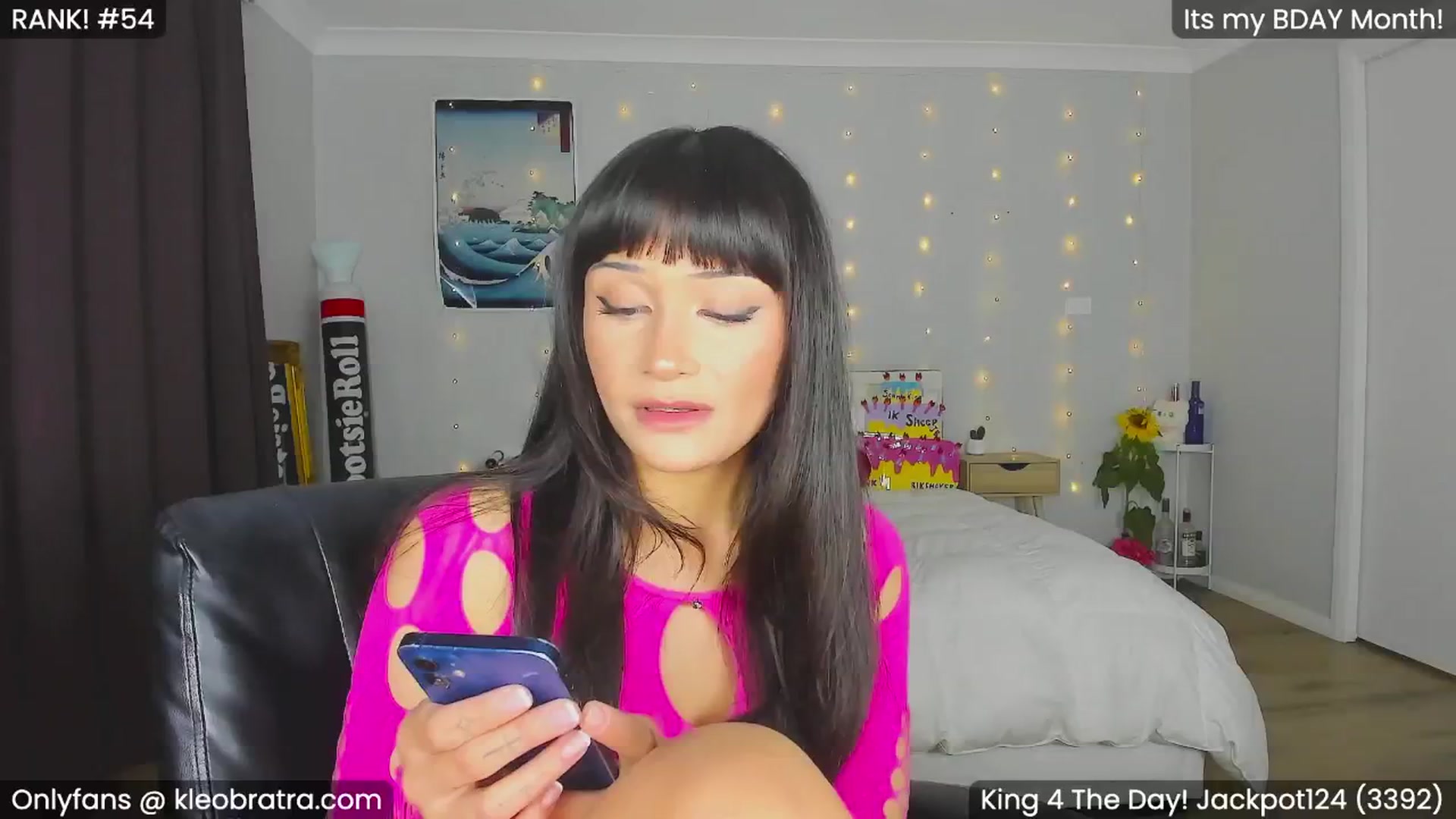 Gallery image thumbnail from KleoBratra's myfreecams stream on, 07/10/2024, 05:53 image 4 of 20