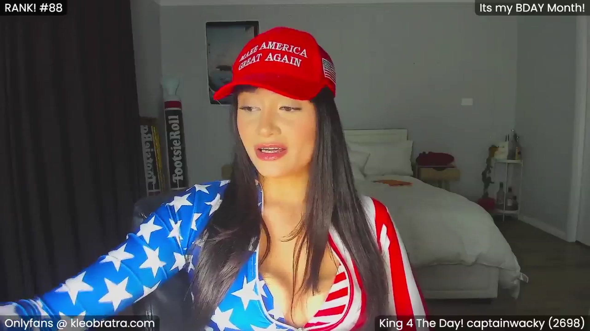 Gallery image thumbnail from KleoBratra's myfreecams stream on, 07/15/2024, 13:11 image 10 of 20