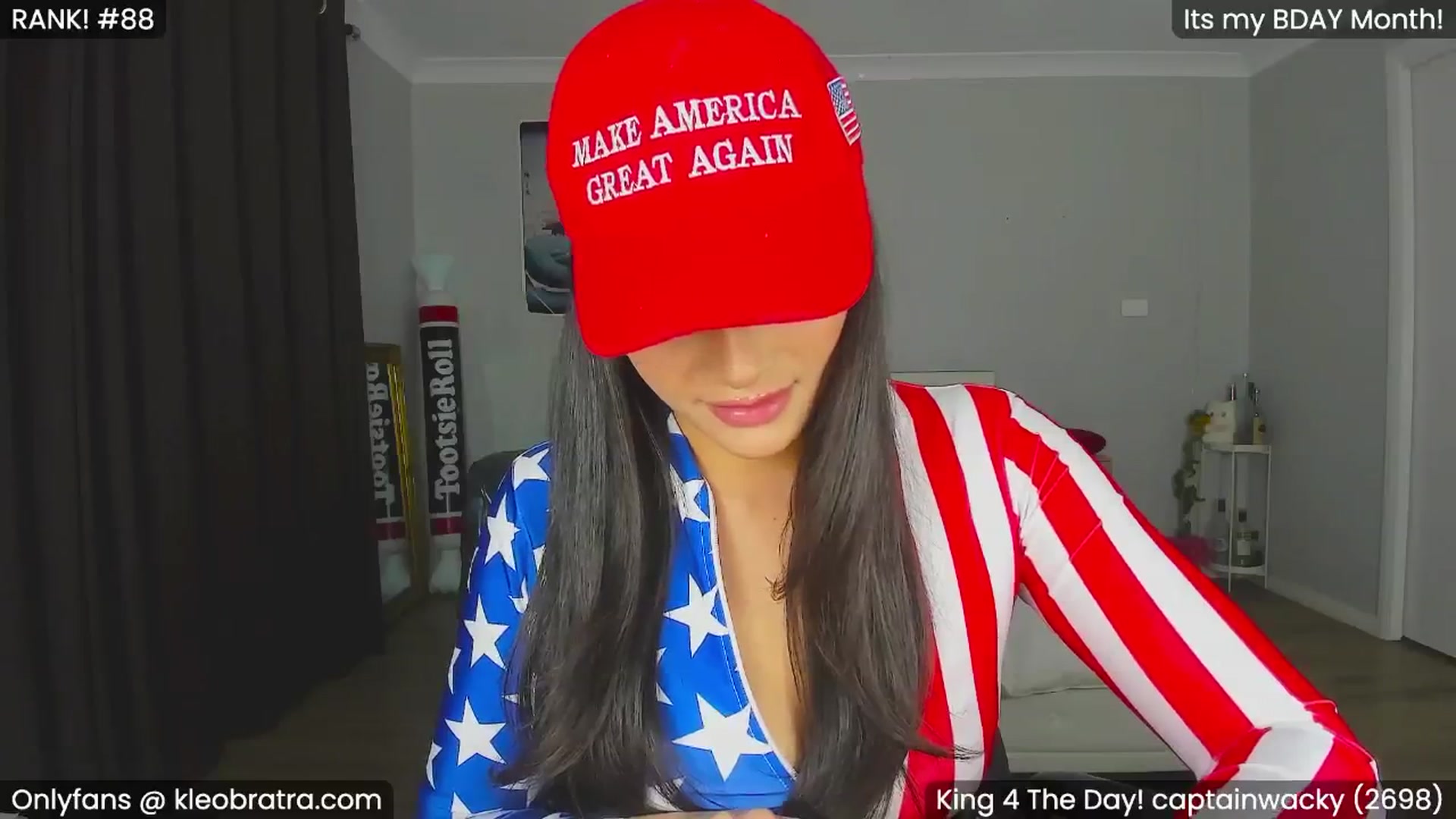 Gallery image thumbnail from KleoBratra's myfreecams stream on, 07/15/2024, 13:11 image 4 of 20