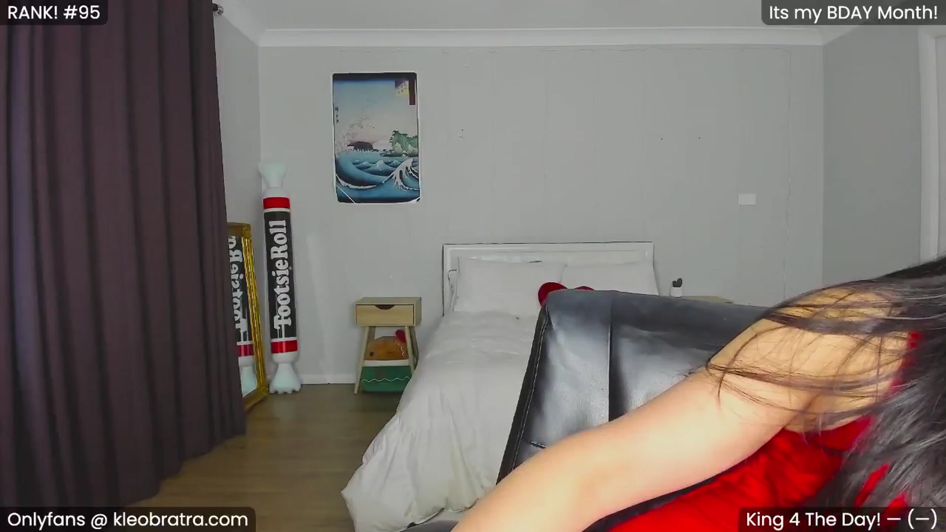 Gallery image thumbnail from KleoBratra's myfreecams stream on, 07/16/2024, 13:03 image 4 of 20