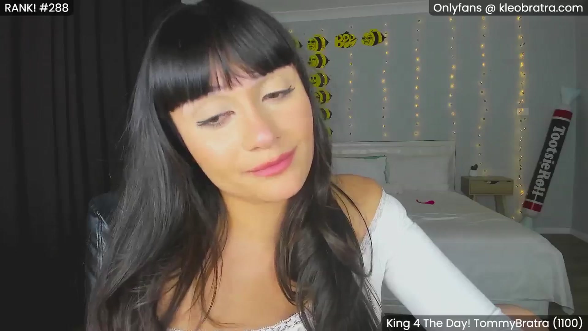 Gallery image thumbnail from KleoBratra's myfreecams stream on, 08/13/2024, 11:35 image 17 of 20