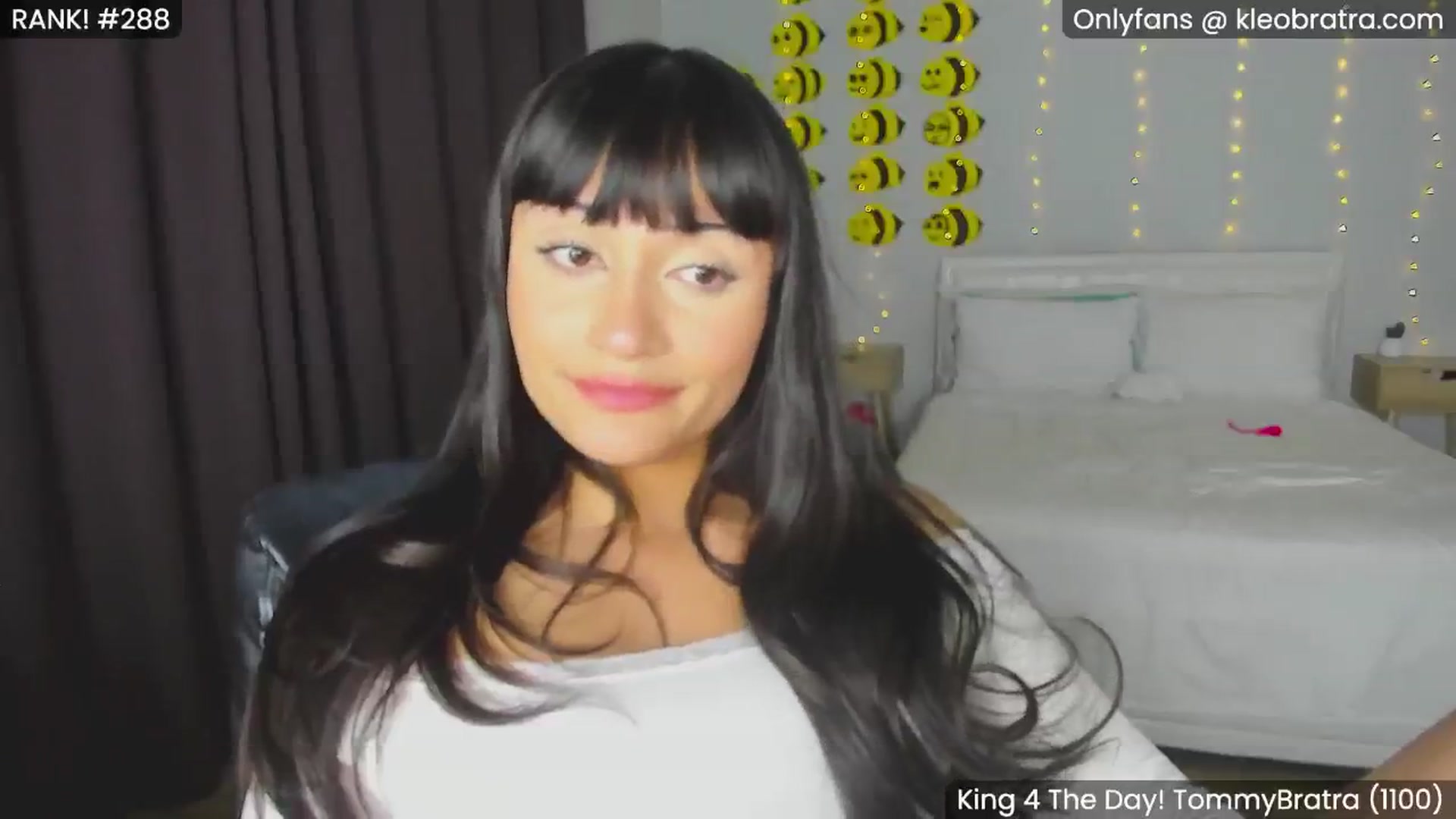 Gallery image thumbnail from KleoBratra's myfreecams stream on, 08/13/2024, 11:35 image 16 of 20
