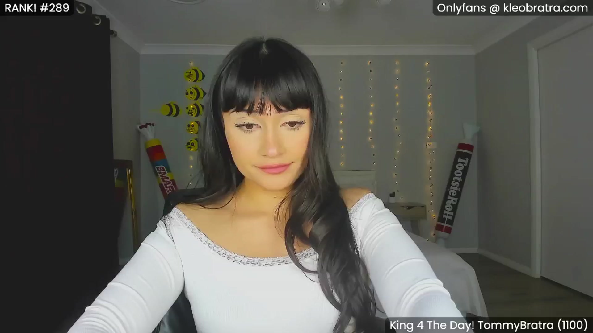 Gallery image thumbnail from KleoBratra's myfreecams stream on, 08/13/2024, 11:35 image 2 of 20