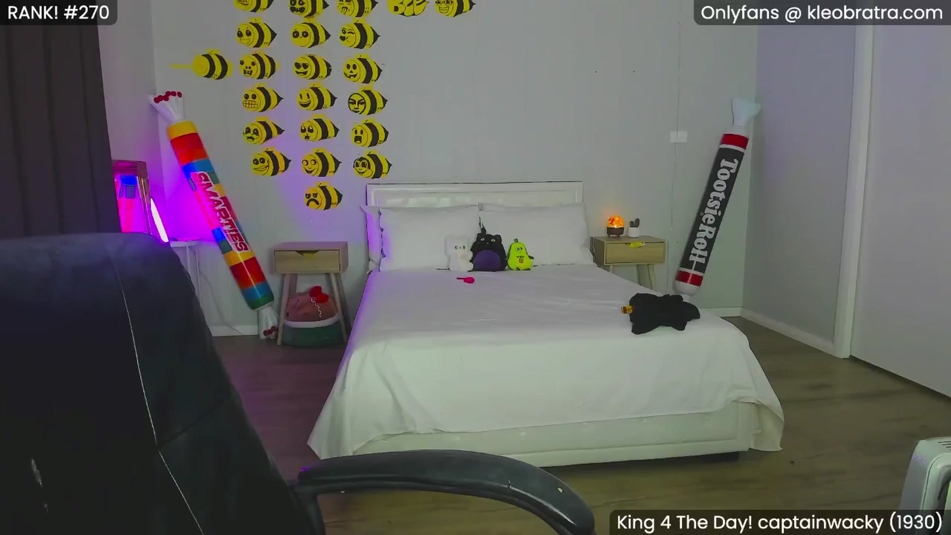 Gallery image thumbnail from KleoBratra's myfreecams stream on, 08/14/2024, 11:20 image 6 of 20