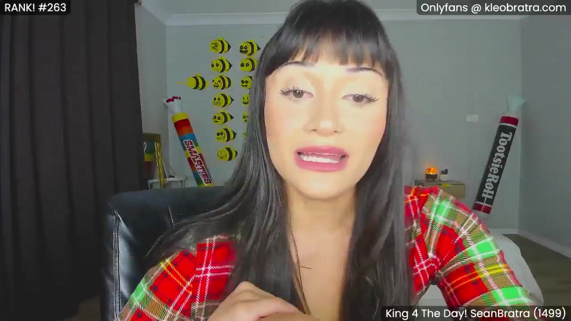 Gallery image thumbnail from KleoBratra's myfreecams stream on, 08/15/2024, 09:59 image 15 of 20