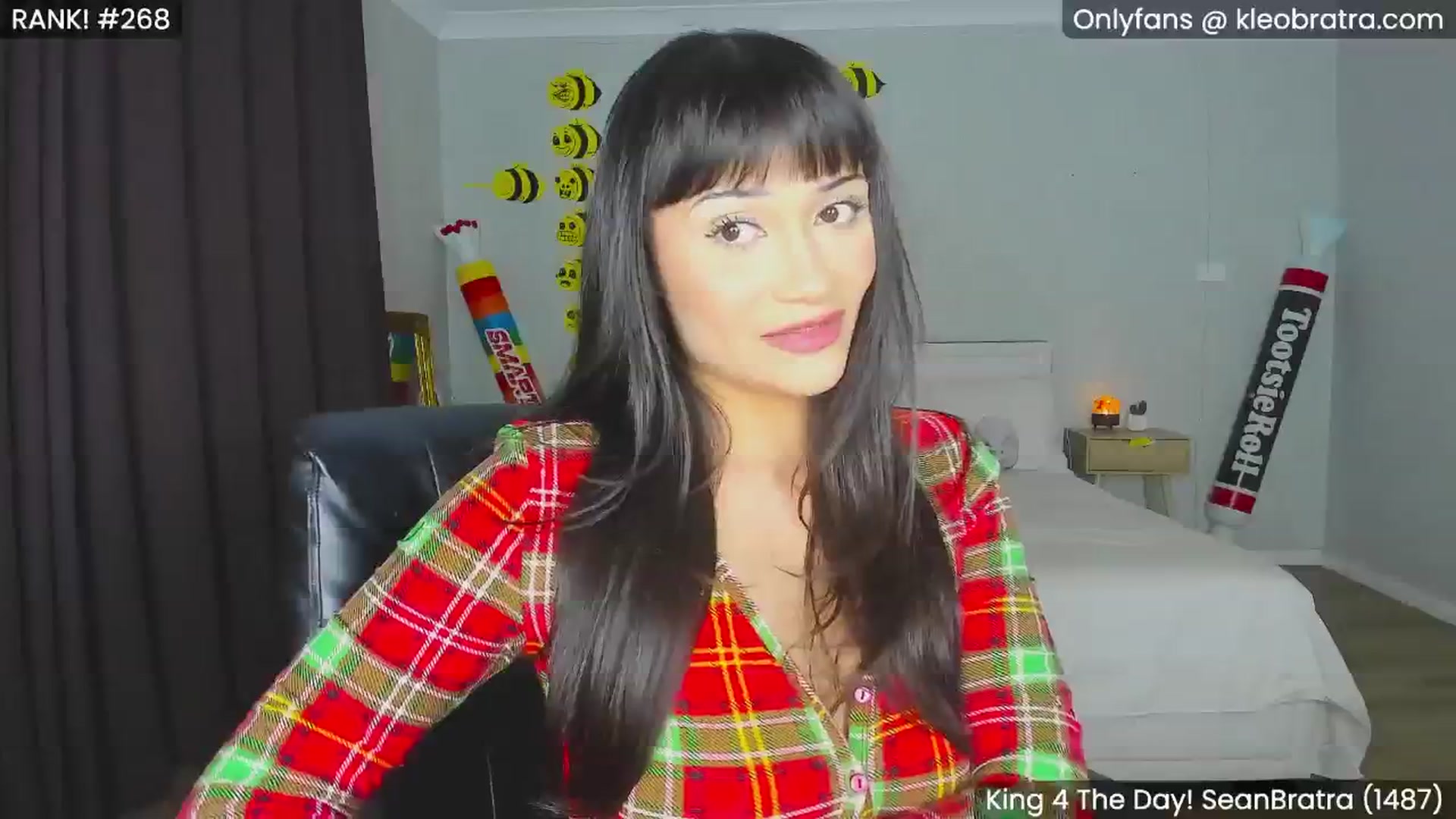 Gallery image thumbnail from KleoBratra's myfreecams stream on, 08/15/2024, 09:59 image 14 of 20