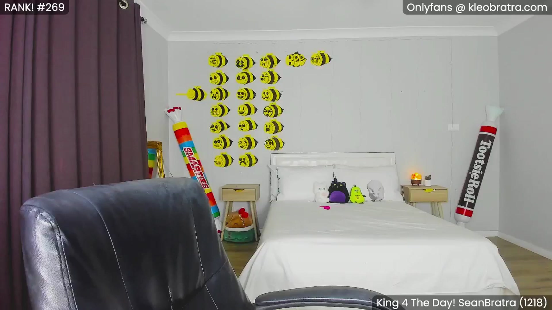 Gallery image thumbnail from KleoBratra's myfreecams stream on, 08/15/2024, 09:59 image 10 of 20