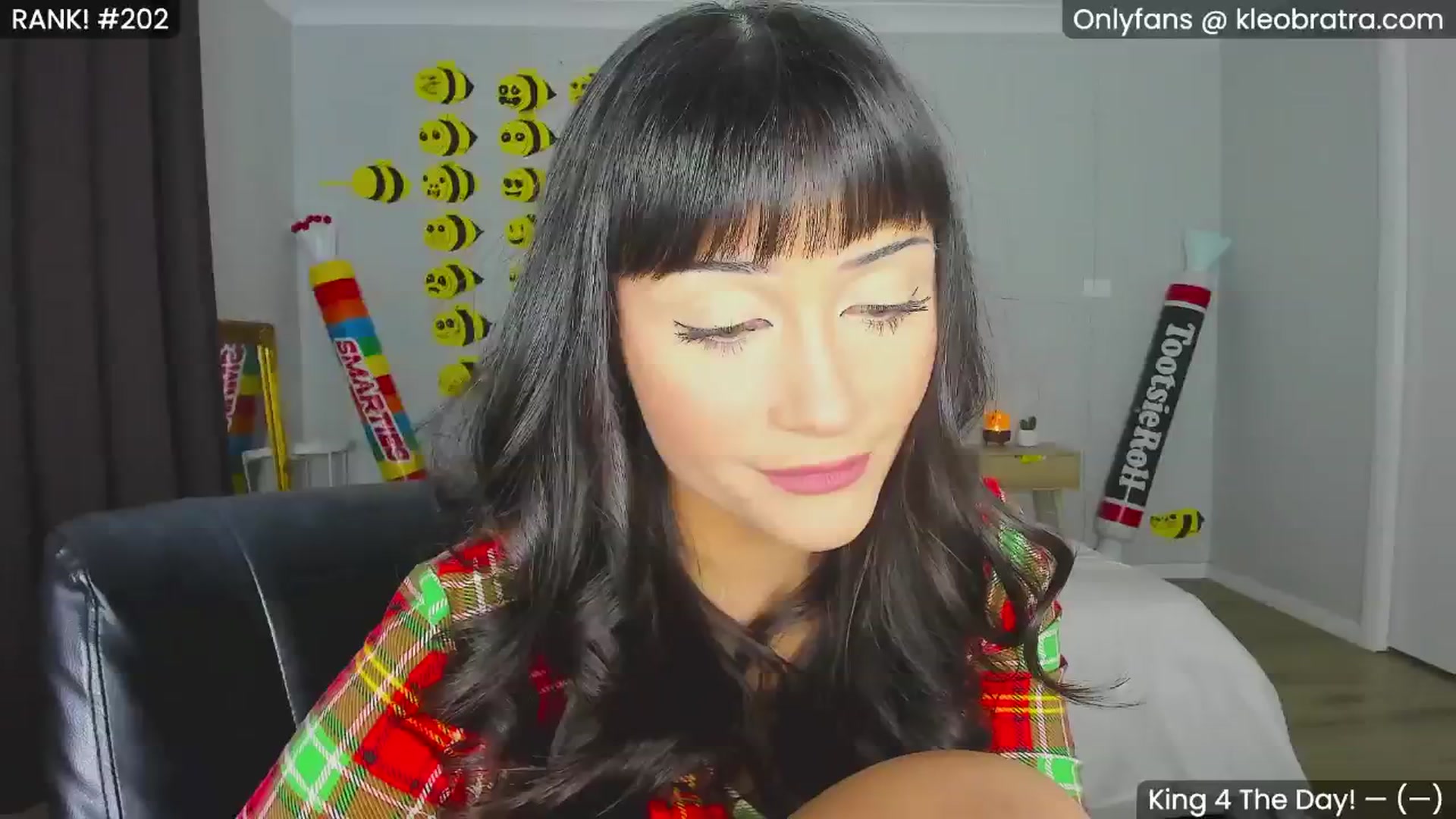 Gallery image thumbnail from KleoBratra's myfreecams stream on, 08/17/2024, 06:19 image 5 of 20