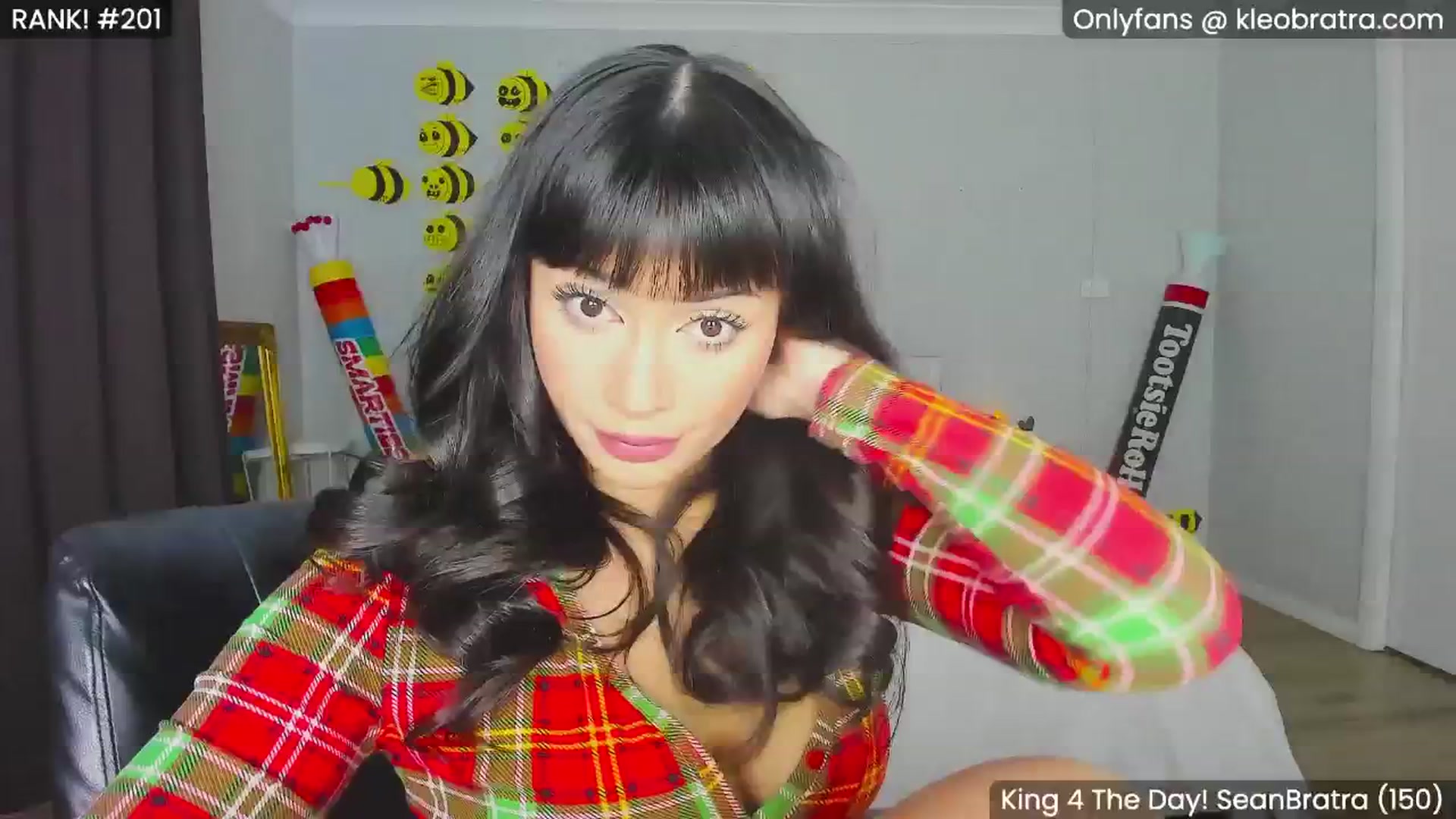 Gallery image thumbnail from KleoBratra's myfreecams stream on, 08/17/2024, 06:19 image 7 of 20