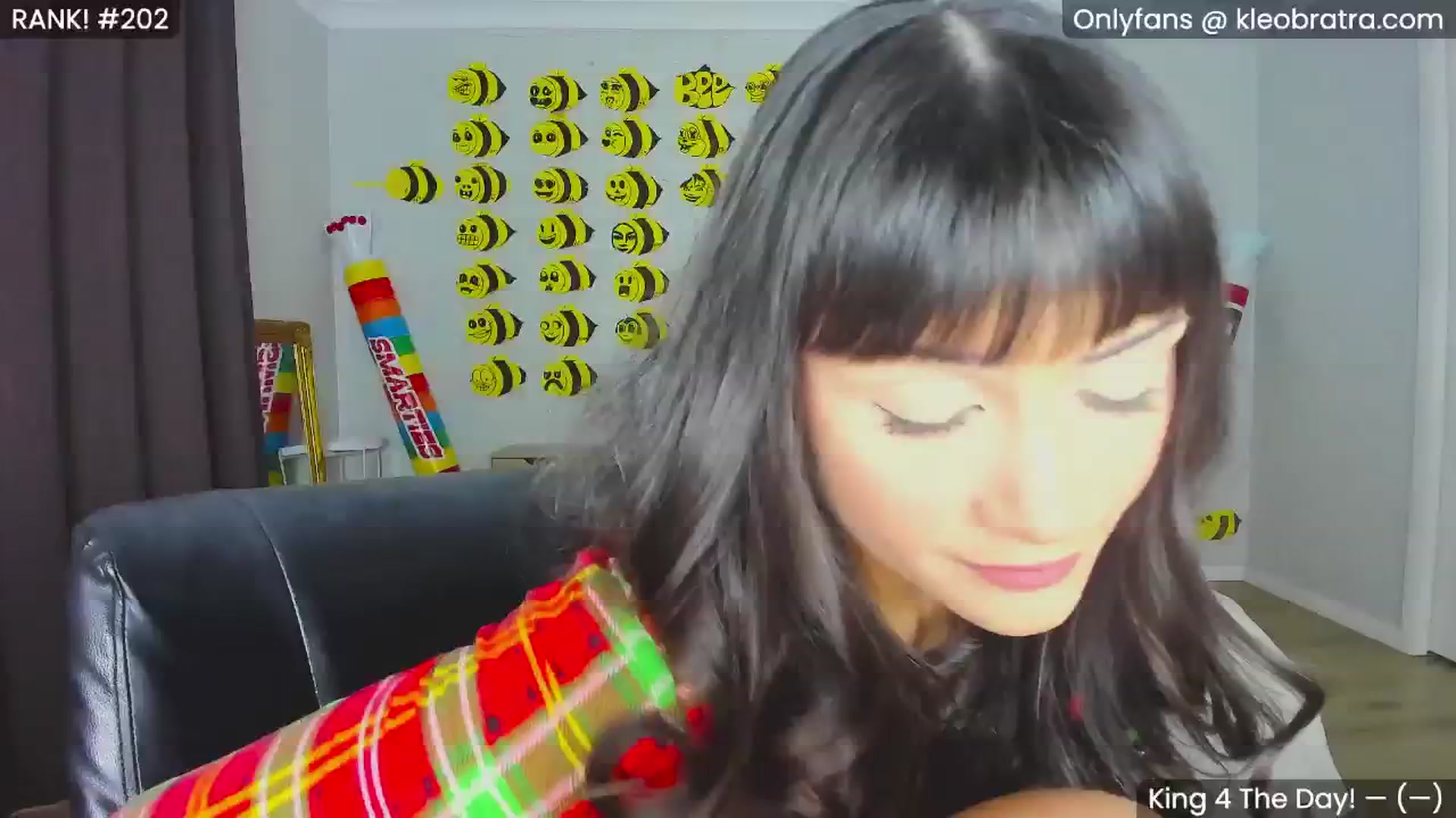 Gallery image thumbnail from KleoBratra's myfreecams stream on, 08/17/2024, 06:19 image 2 of 20