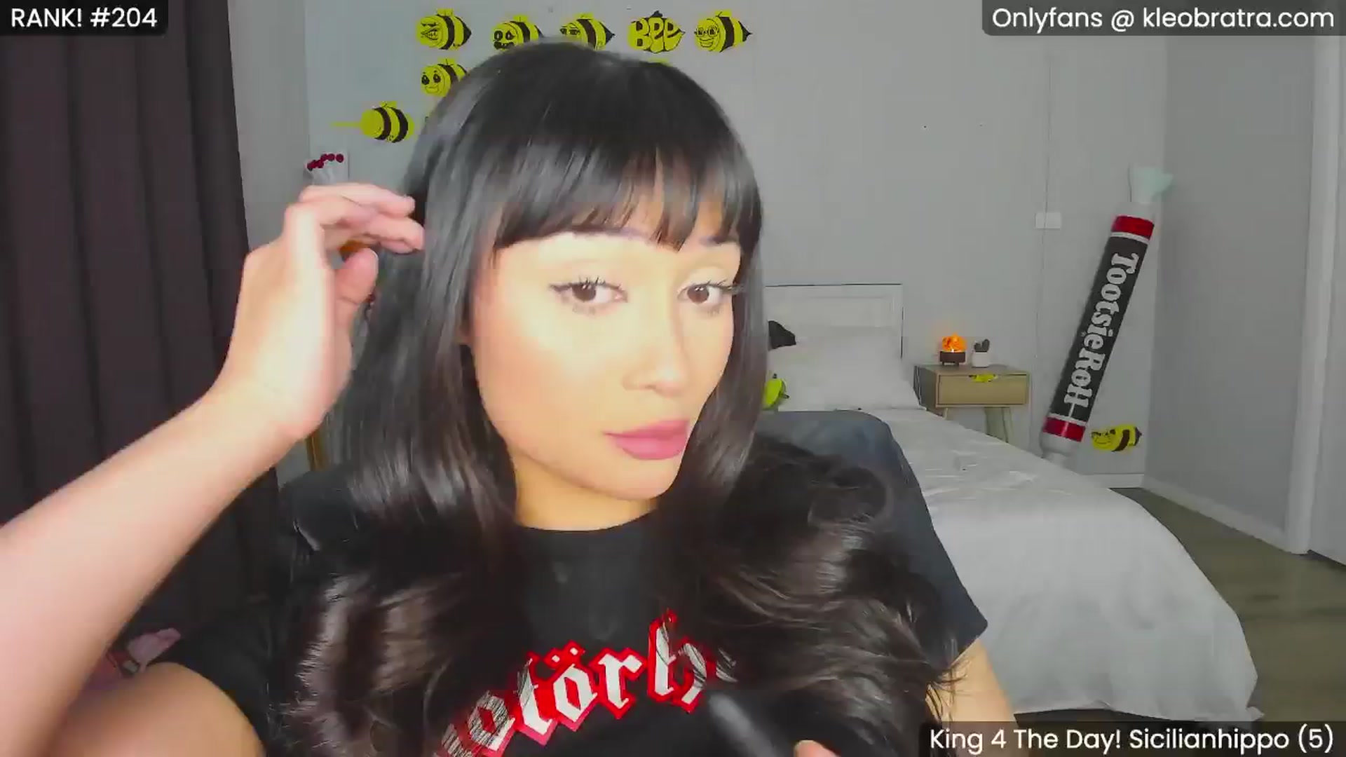 Gallery image thumbnail from KleoBratra's myfreecams stream on, 08/17/2024, 13:36 image 2 of 20
