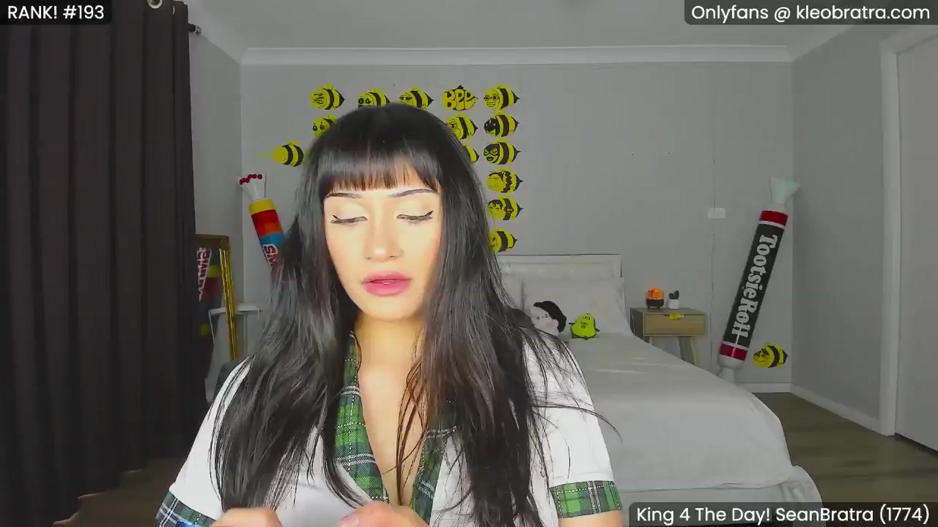 Gallery image thumbnail from KleoBratra's myfreecams stream on, 08/20/2024, 05:33 image 1 of 20