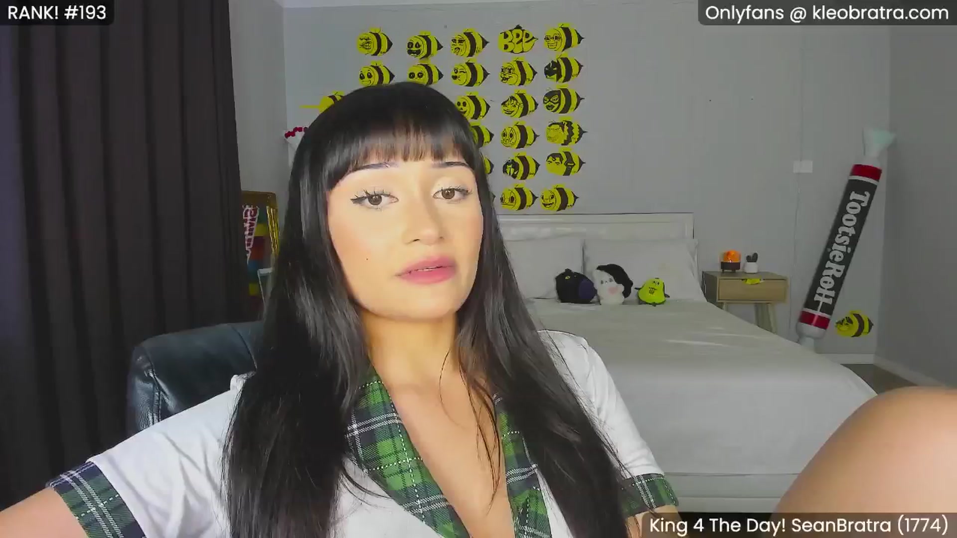 Gallery image thumbnail from KleoBratra's myfreecams stream on, 08/20/2024, 05:33 image 5 of 20