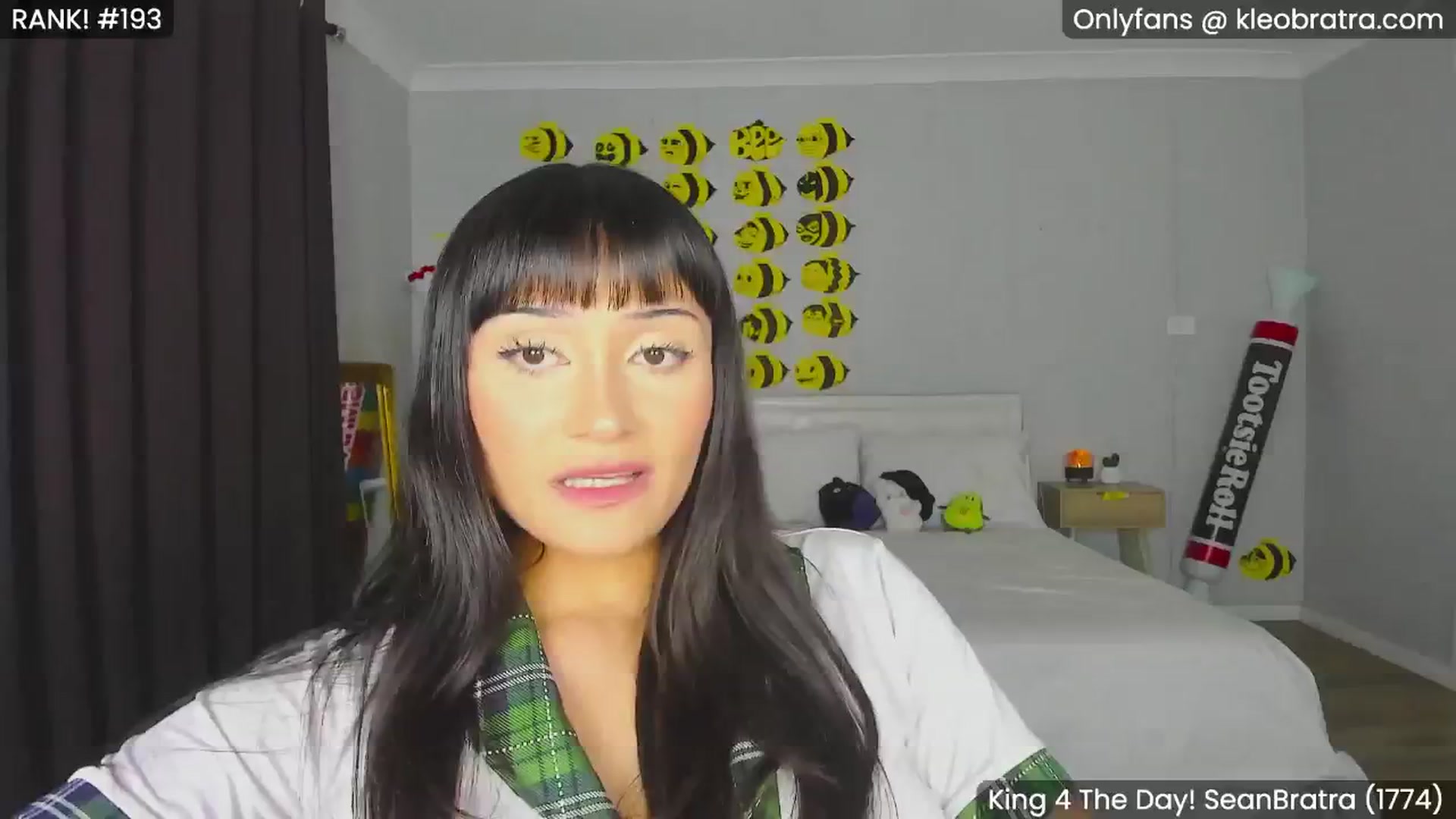 Gallery image thumbnail from KleoBratra's myfreecams stream on, 08/20/2024, 05:33 image 7 of 20