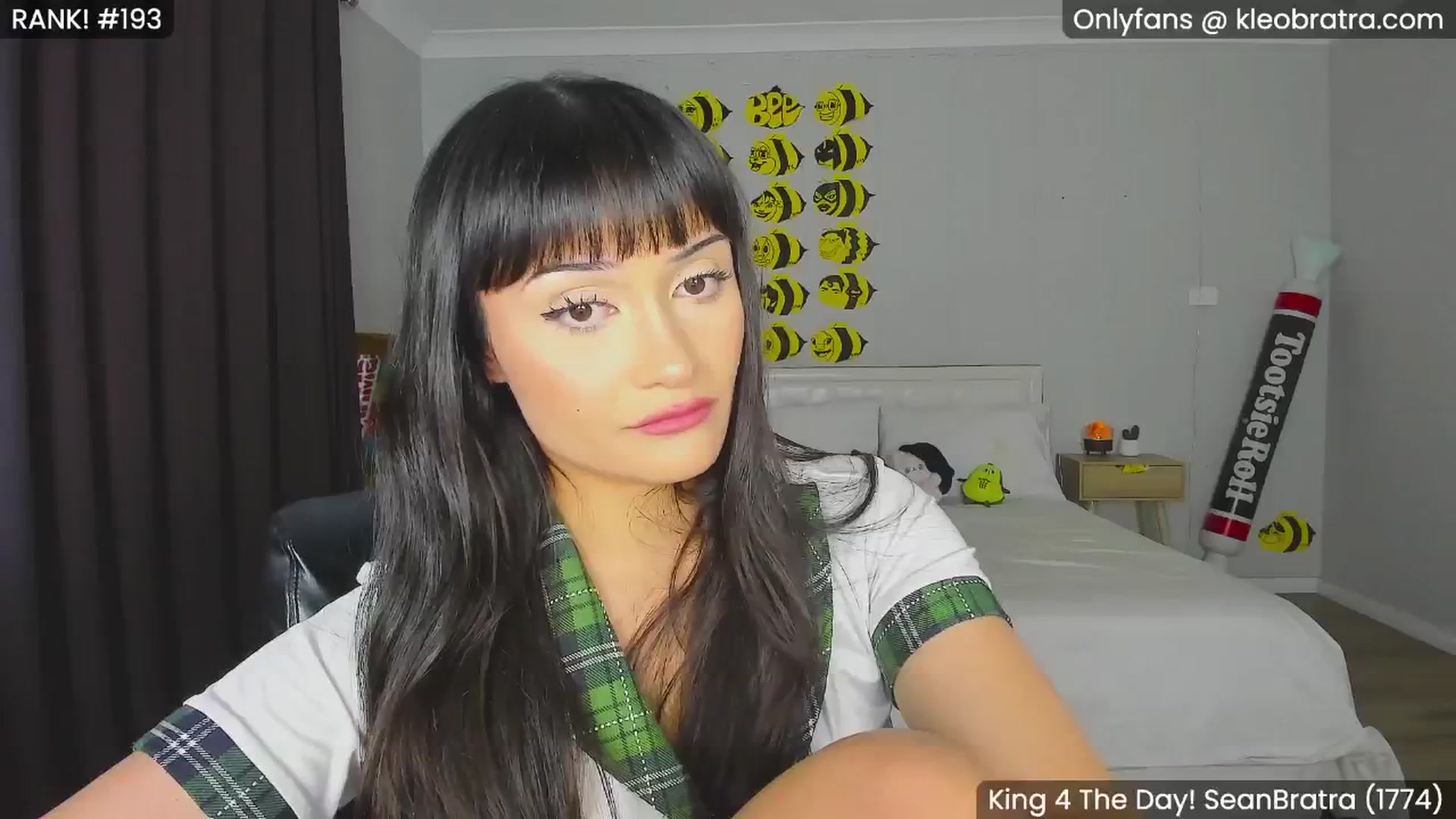 Gallery image thumbnail from KleoBratra's myfreecams stream on, 08/20/2024, 05:33 image 17 of 20