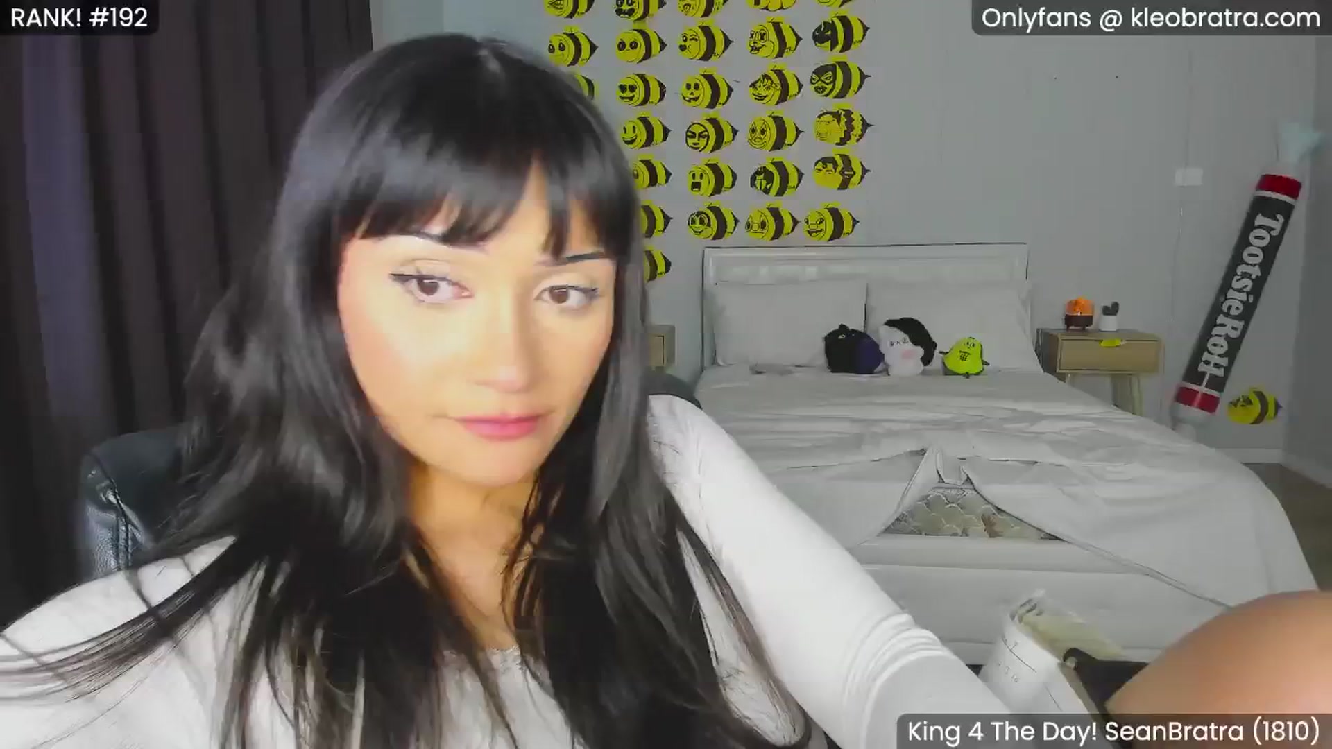 Gallery image thumbnail from KleoBratra's myfreecams stream on, 08/20/2024, 10:02 image 8 of 20
