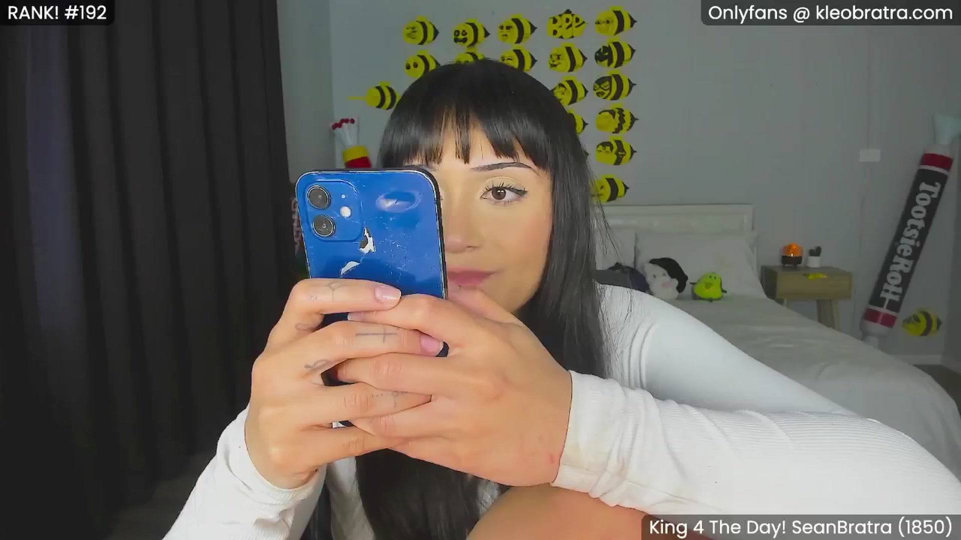 Gallery image thumbnail from KleoBratra's myfreecams stream on, 08/20/2024, 10:02 image 15 of 20