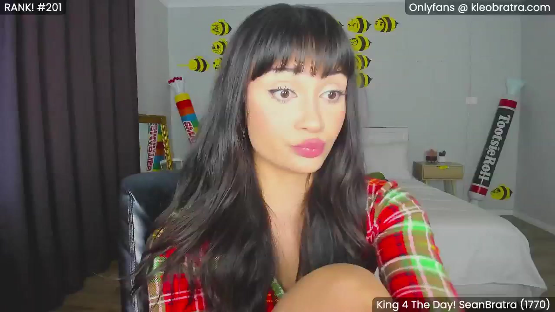 Gallery image thumbnail from KleoBratra's myfreecams stream on, 08/22/2024, 10:15 image 13 of 20