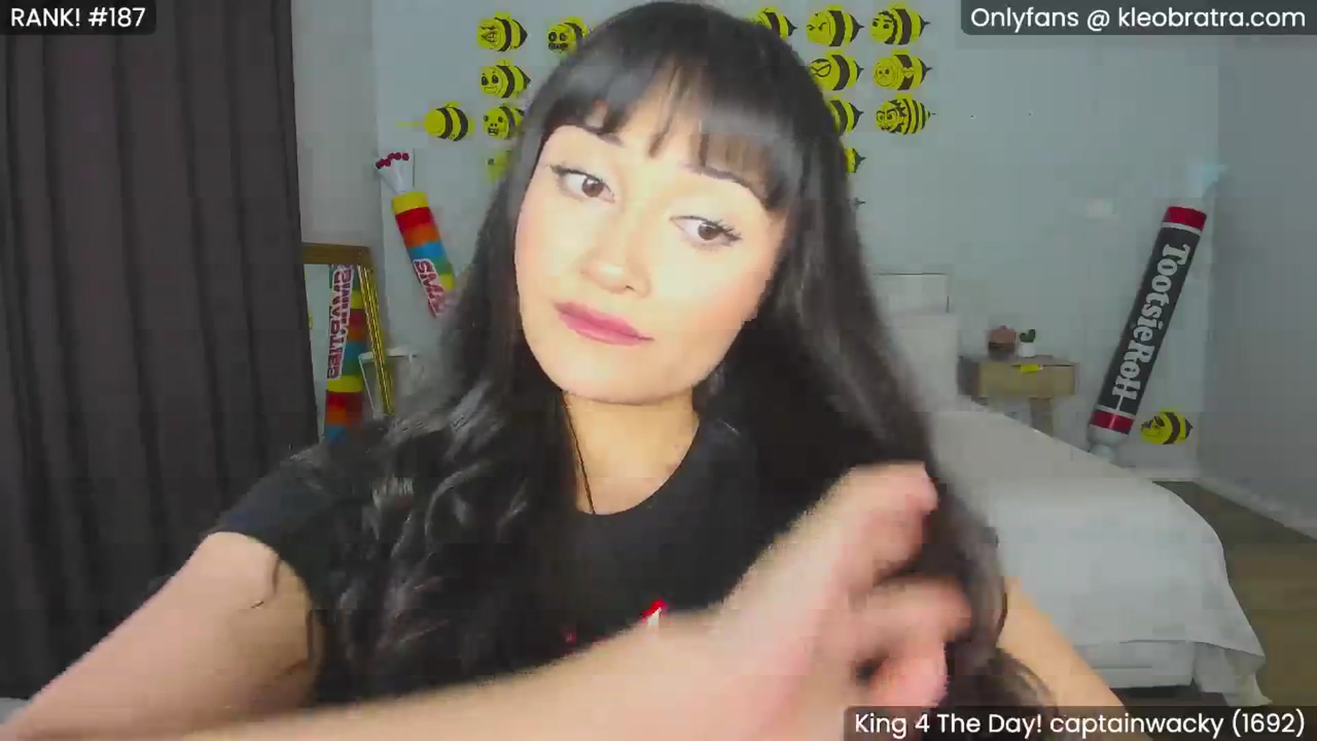 Gallery image thumbnail from KleoBratra's myfreecams stream on, 08/23/2024, 09:39 image 19 of 20