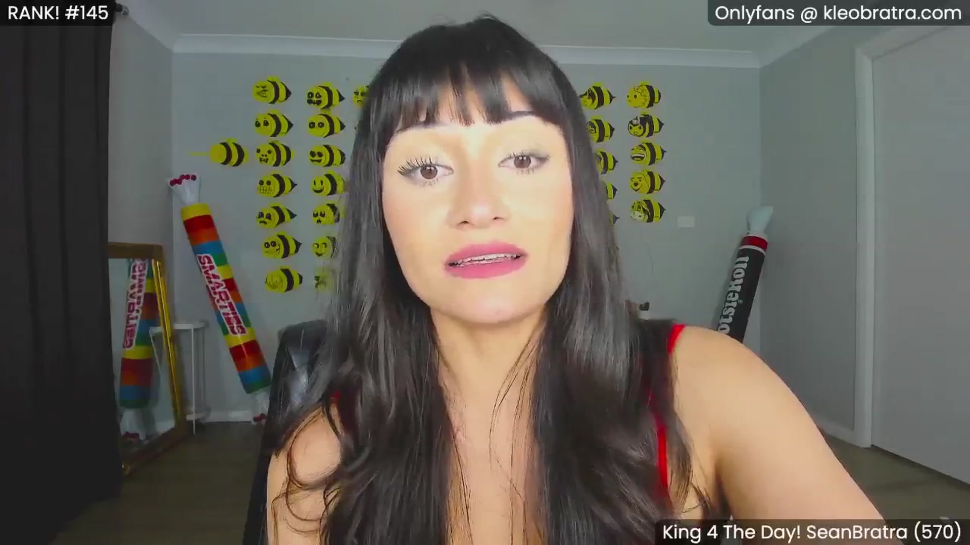 Gallery image thumbnail from KleoBratra's myfreecams stream on, 08/26/2024, 15:01 image 6 of 20