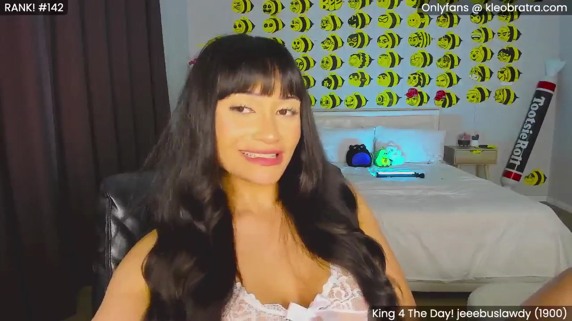Gallery image thumbnail from KleoBratra's myfreecams stream on, 08/28/2024, 10:00 image 14 of 20