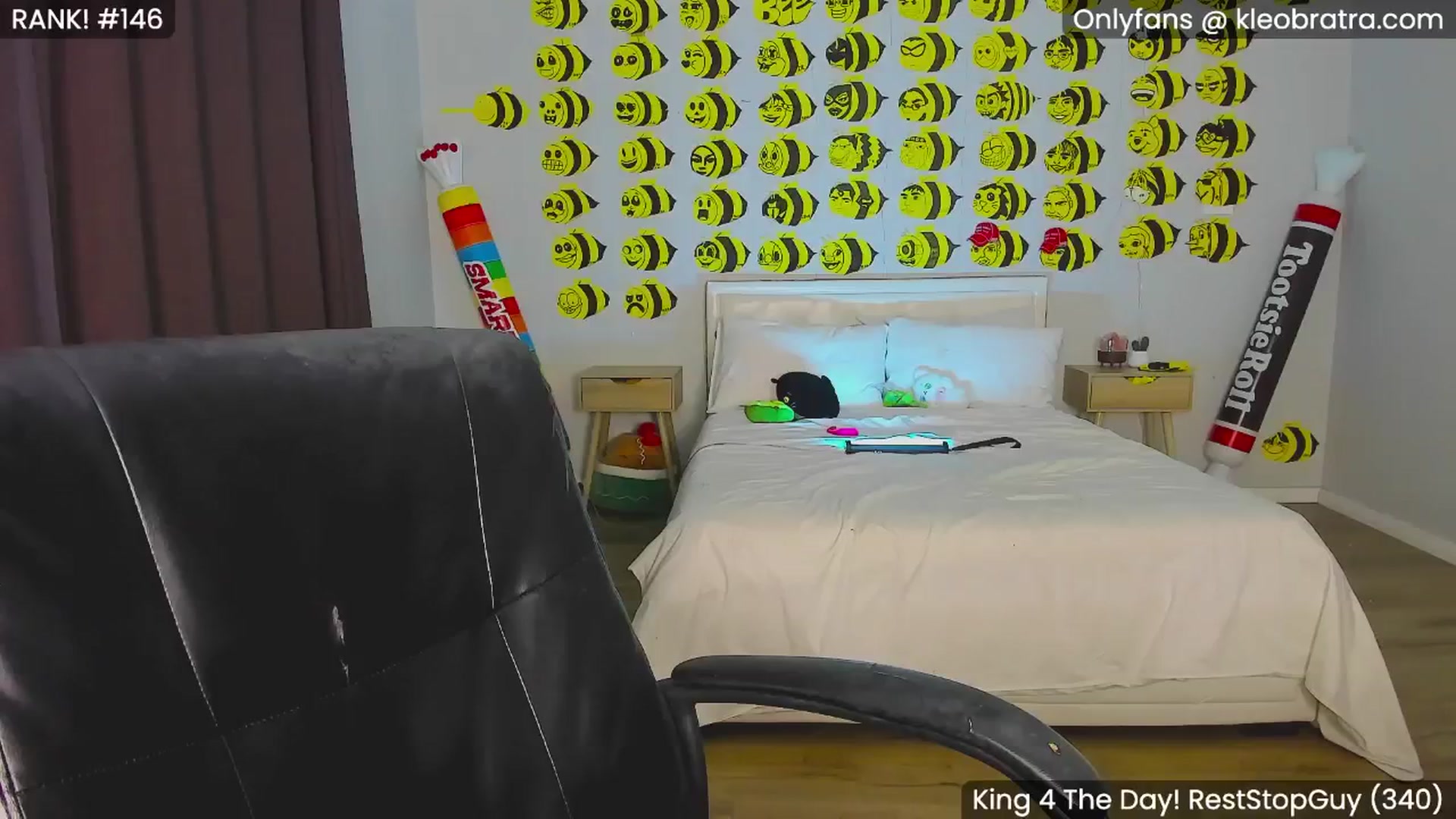Gallery image thumbnail from KleoBratra's myfreecams stream on, 08/29/2024, 09:35 image 7 of 20