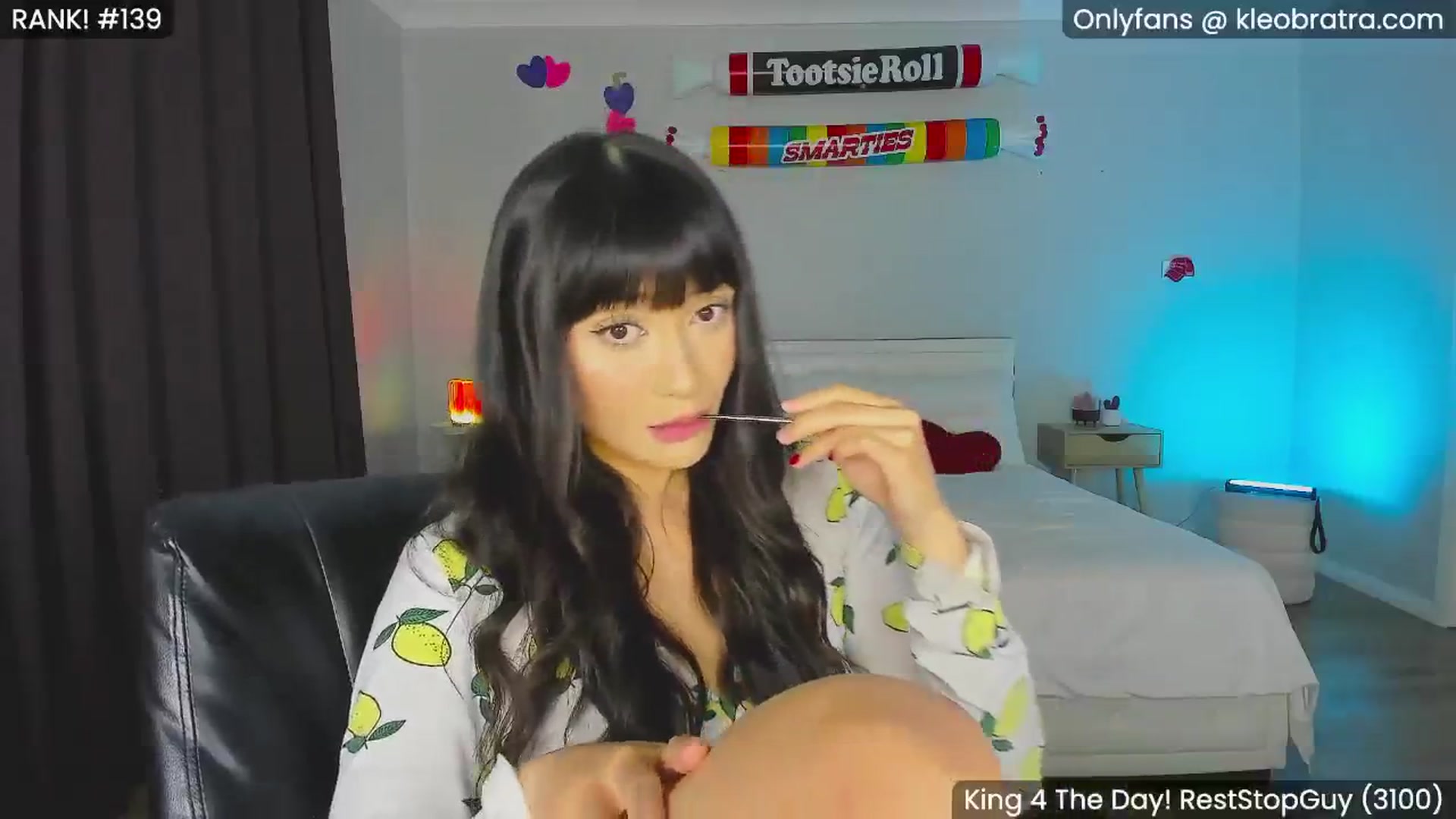 Gallery image thumbnail from KleoBratra's myfreecams stream on, 08/31/2024, 13:10 image 9 of 20