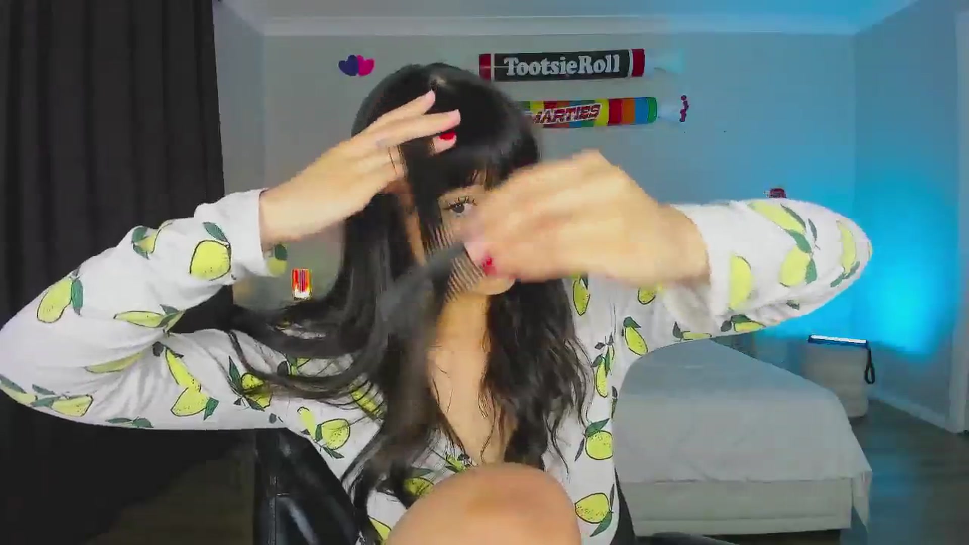 Gallery image thumbnail from KleoBratra's myfreecams stream on, 08/31/2024, 13:10 image 17 of 20