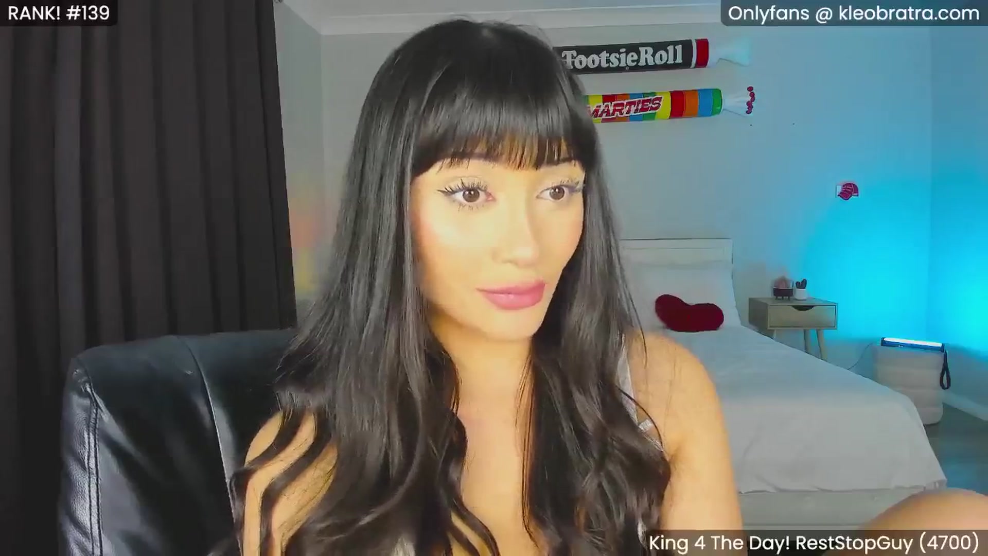 Gallery image thumbnail from KleoBratra's myfreecams stream on, 08/31/2024, 15:21 image 10 of 20