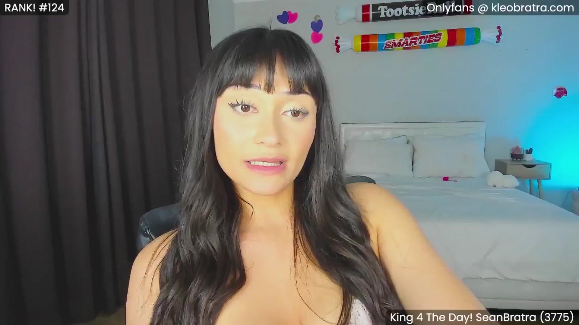 Gallery image thumbnail from KleoBratra's myfreecams stream on, 09/01/2024, 12:21 image 5 of 20