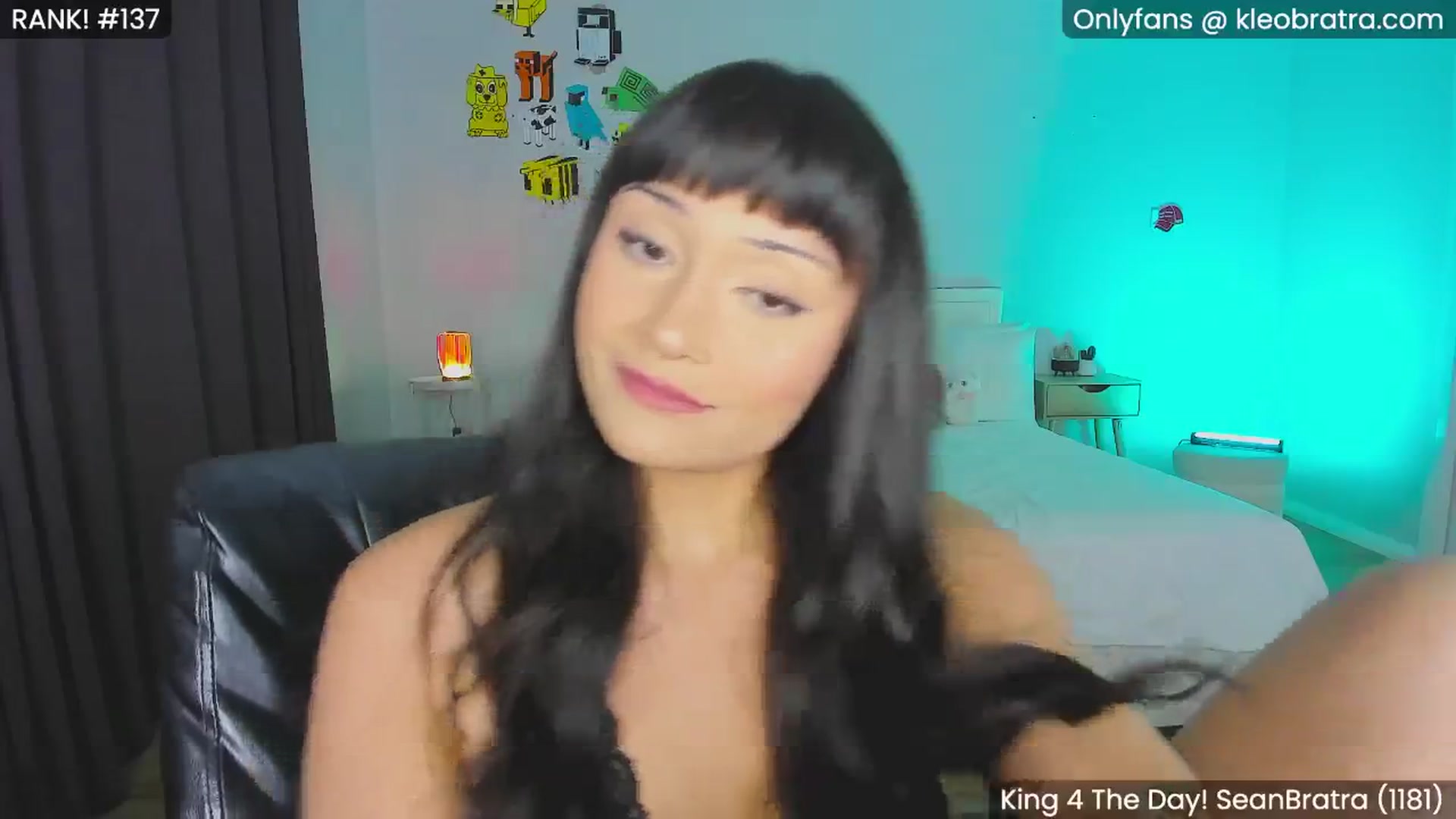 Gallery image thumbnail from KleoBratra's myfreecams stream on, 09/22/2024, 10:16 image 16 of 20