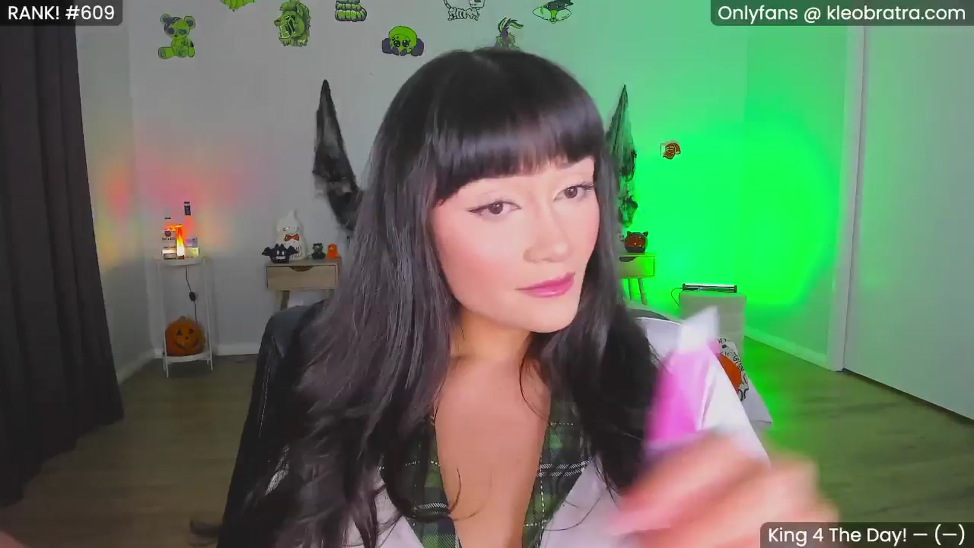 Gallery image thumbnail from KleoBratra's myfreecams stream on, 10/02/2024, 09:01 image 2 of 20