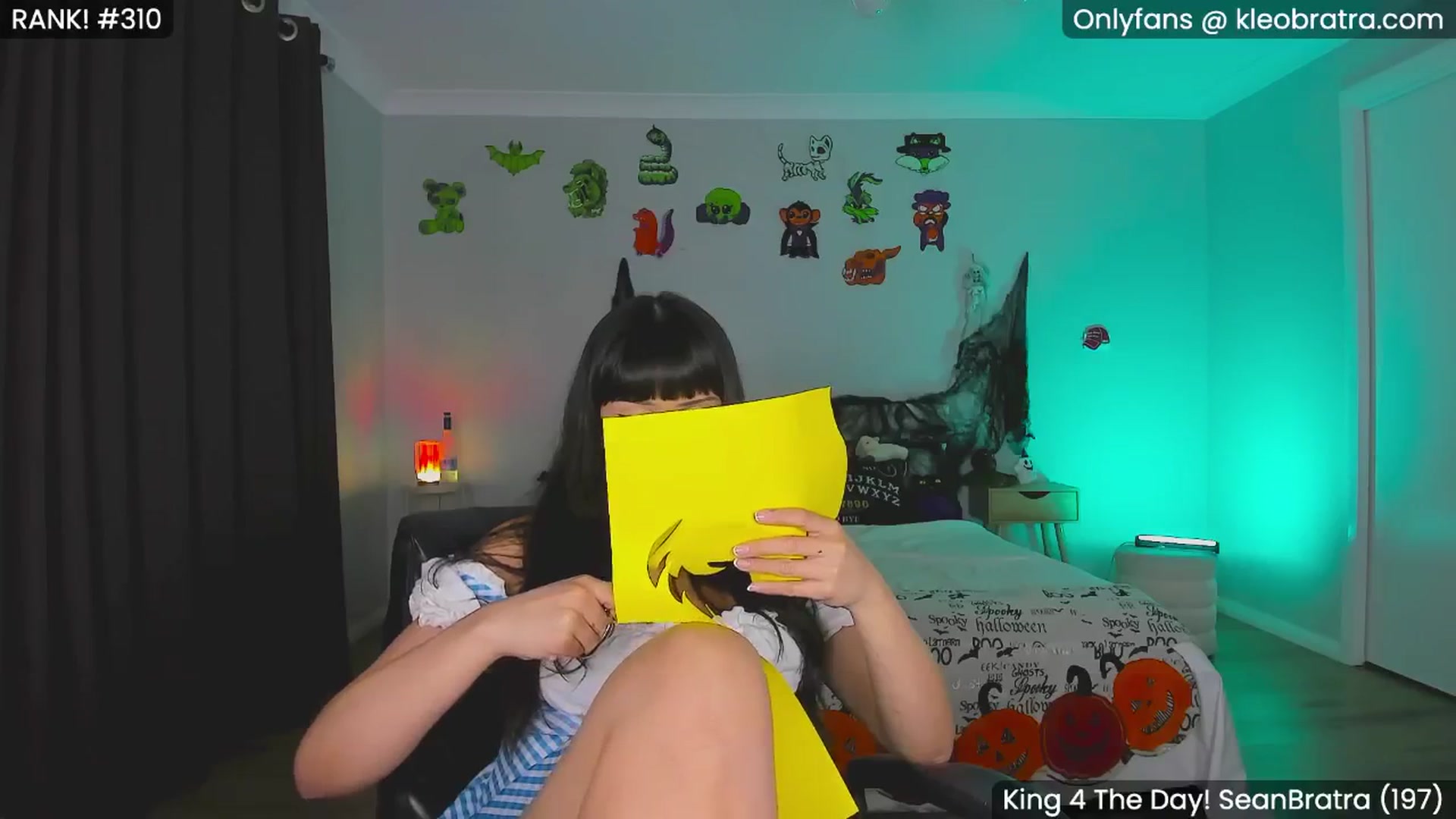 Gallery image thumbnail from KleoBratra's myfreecams stream on, 10/06/2024, 13:23 image 6 of 20