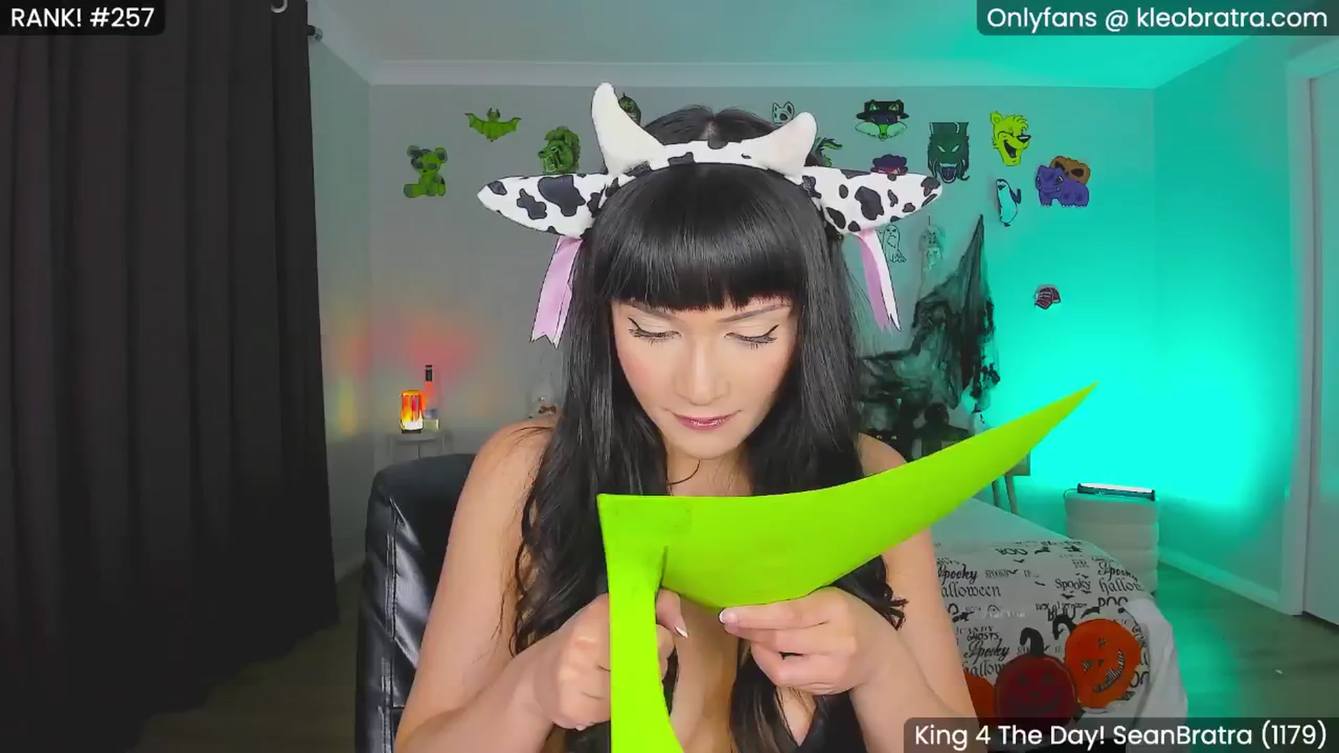 Gallery image thumbnail from KleoBratra's myfreecams stream on, 10/07/2024, 06:37 image 5 of 20
