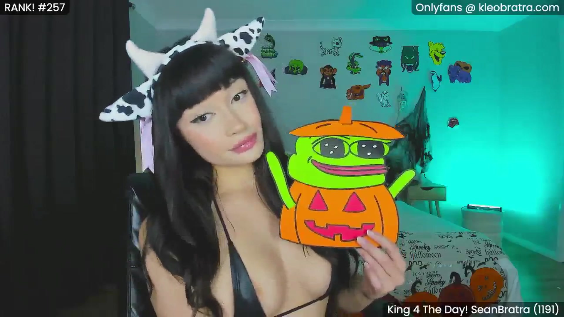 Gallery image thumbnail from KleoBratra's myfreecams stream on, 10/07/2024, 06:37 image 18 of 20