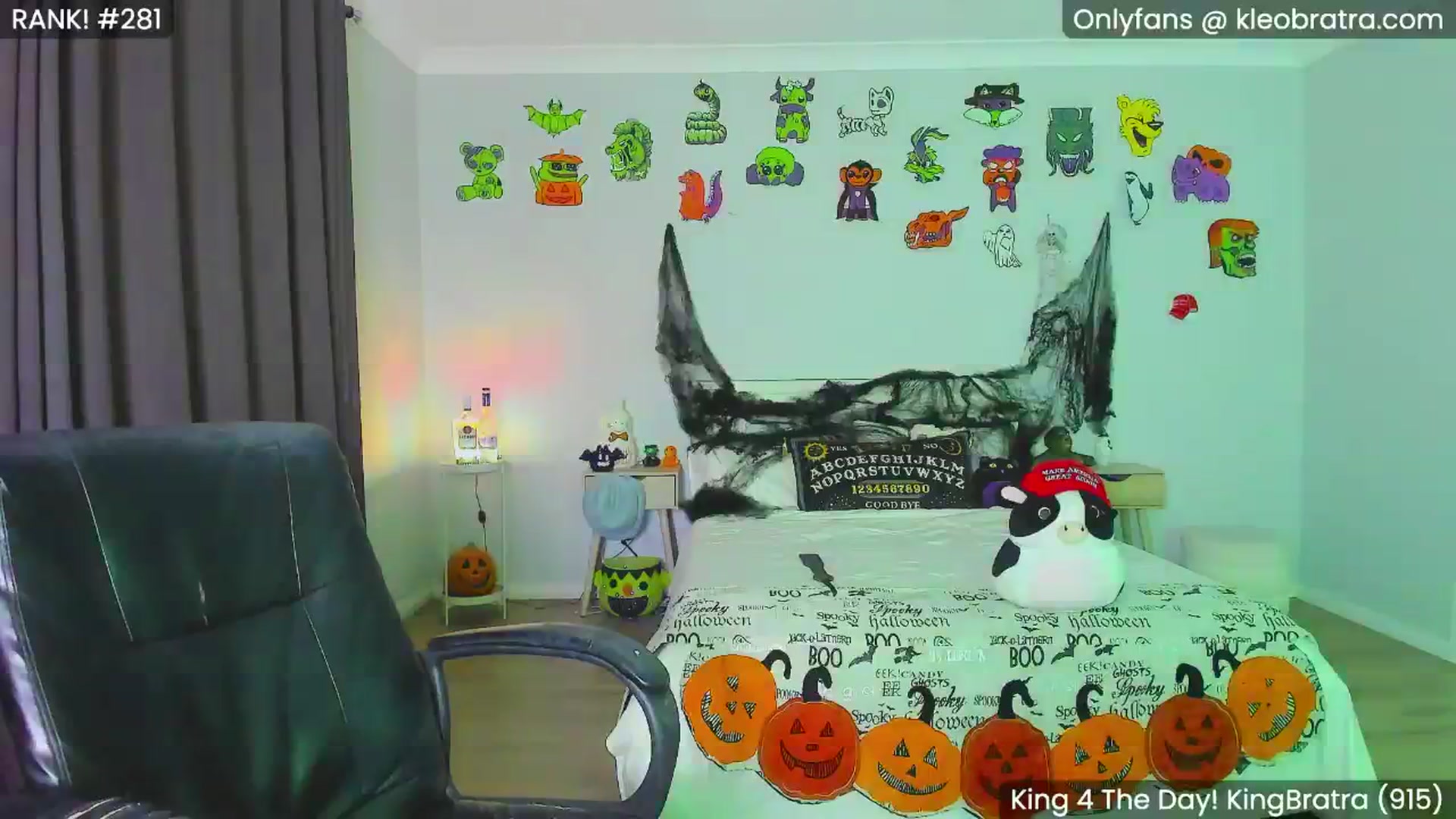 Gallery image thumbnail from KleoBratra's myfreecams stream on, 10/08/2024, 15:05 image 15 of 20