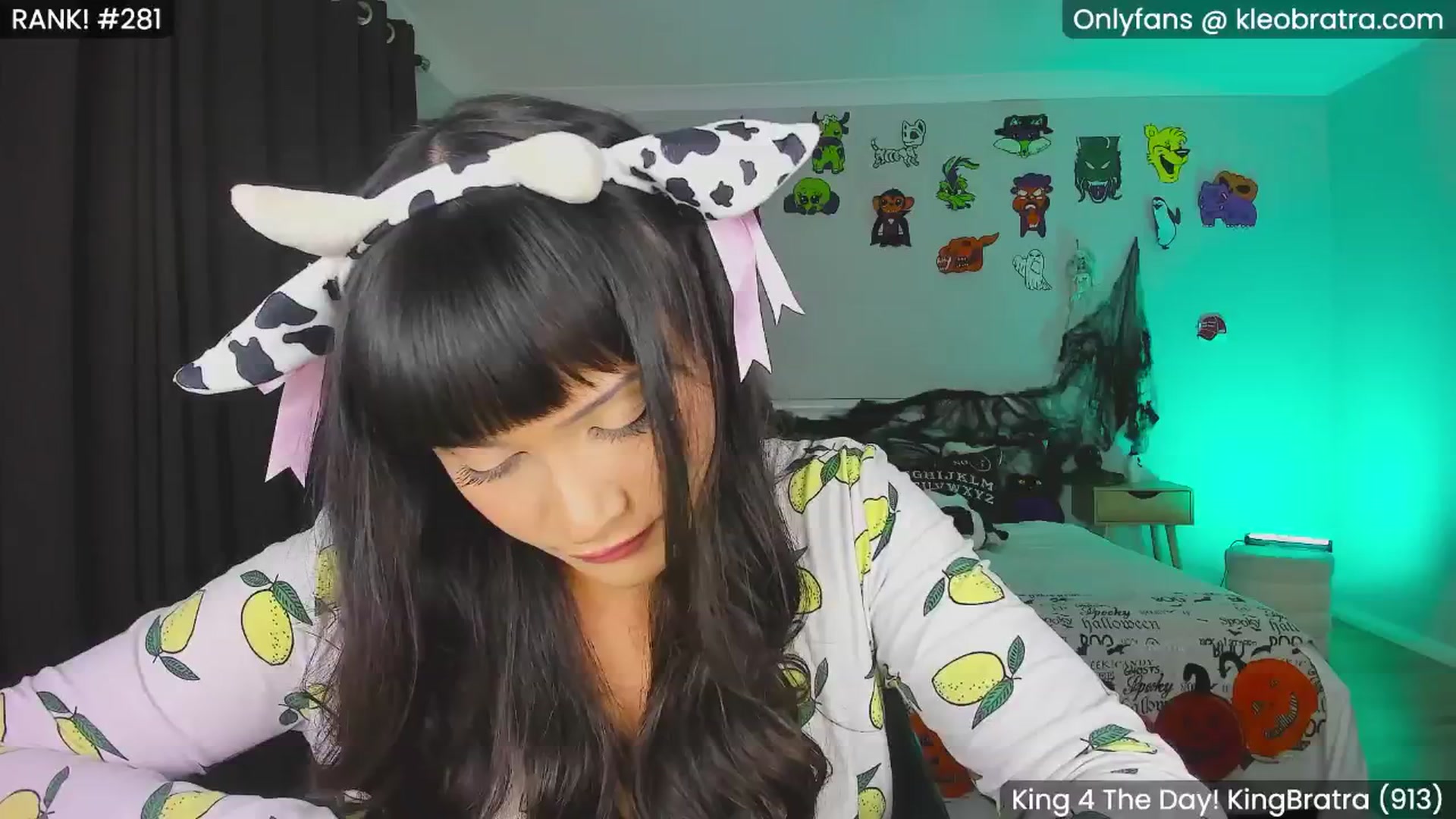 Gallery image thumbnail from KleoBratra's myfreecams stream on, 10/08/2024, 15:05 image 1 of 20