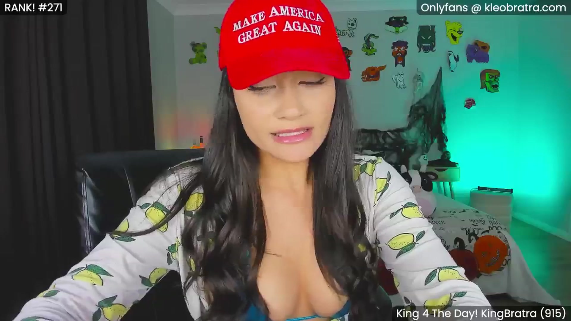 Gallery image thumbnail from KleoBratra's myfreecams stream on, 10/08/2024, 17:21 image 15 of 20