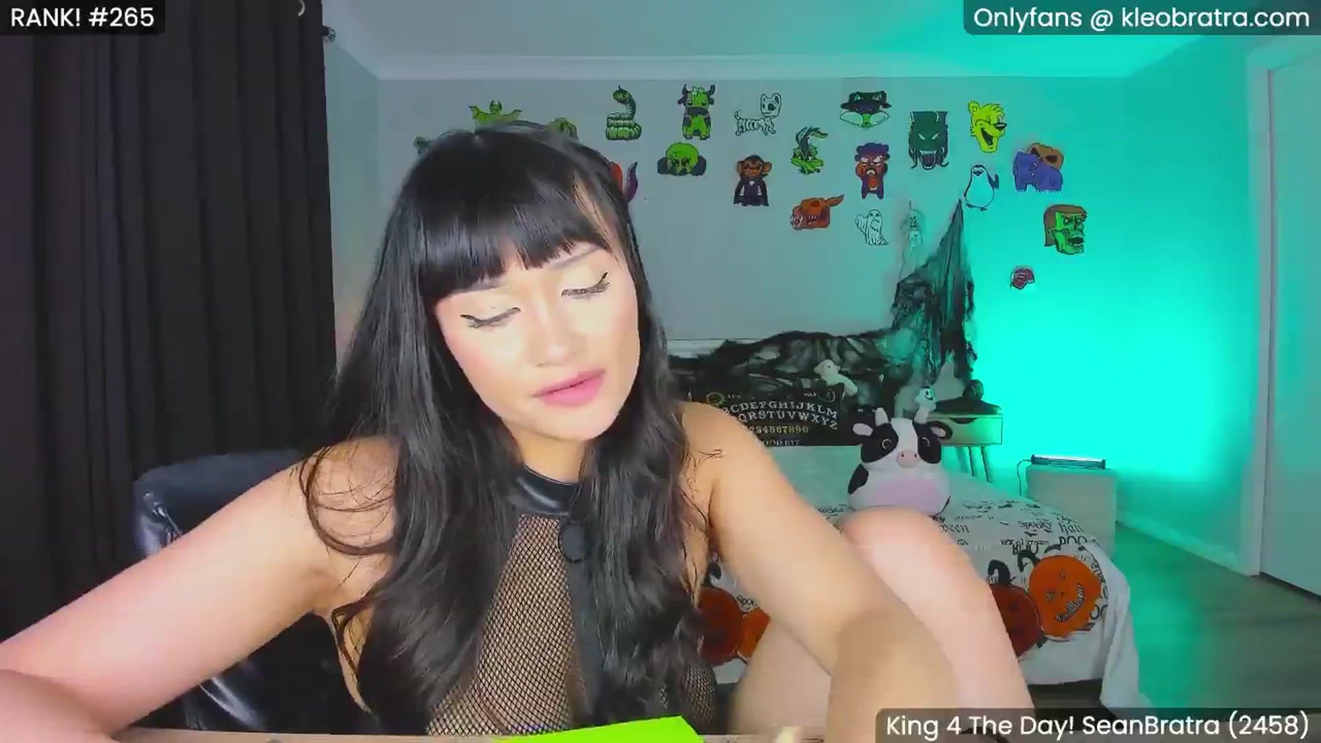 Gallery image thumbnail from KleoBratra's myfreecams stream on, 10/09/2024, 17:27 image 11 of 20